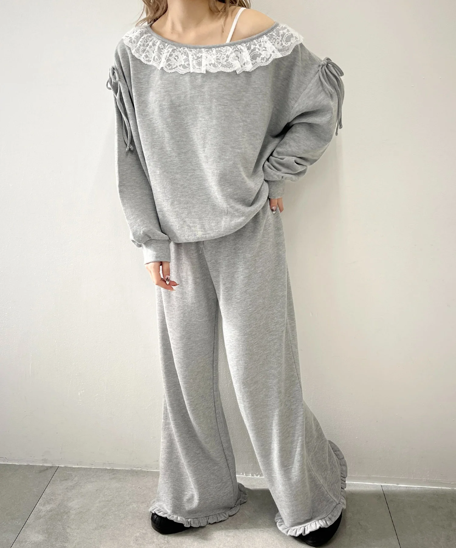 レースパイピングオフショルスウェット - Image 14