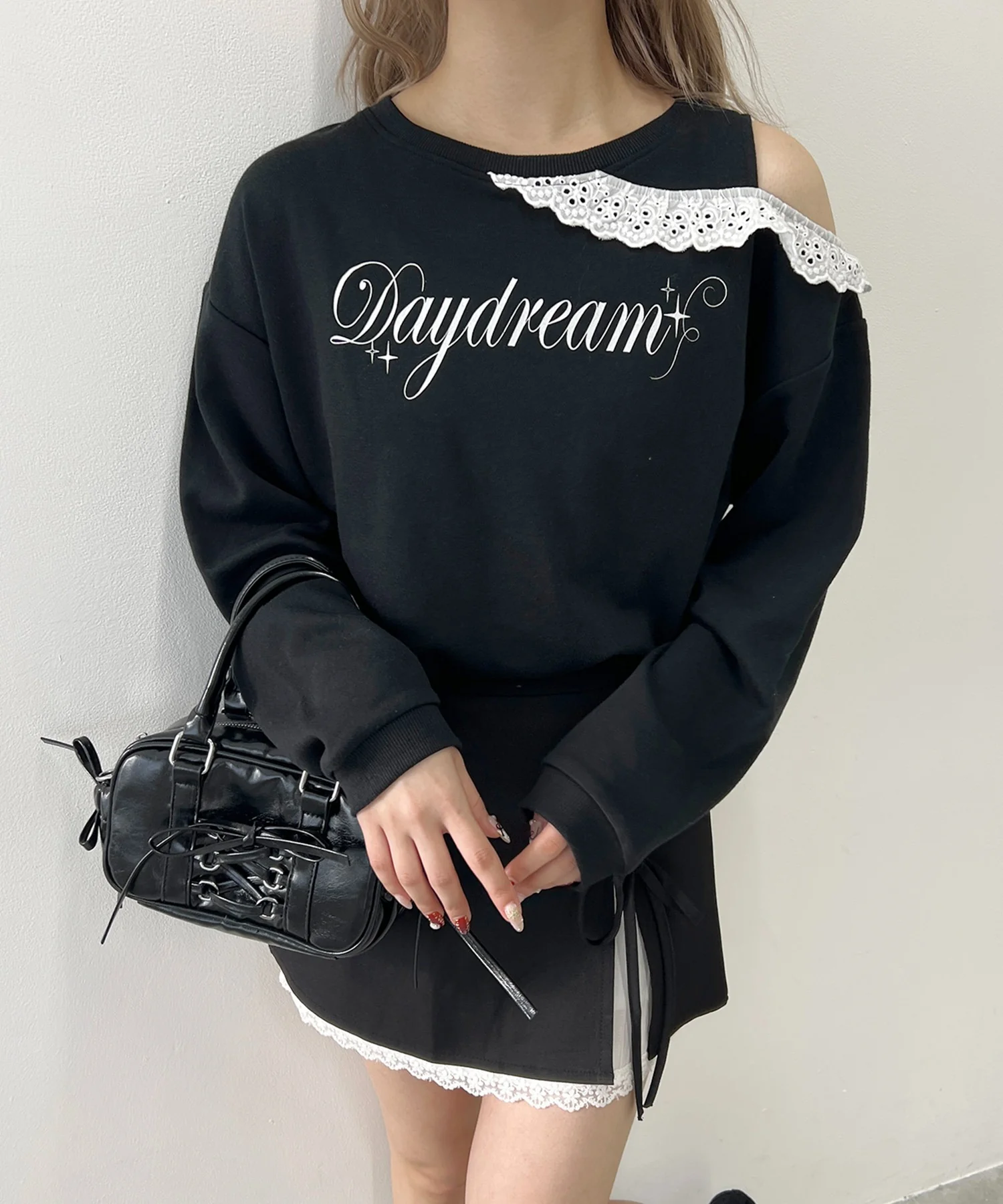 オープンショルダーフリルスウェット - Image 13