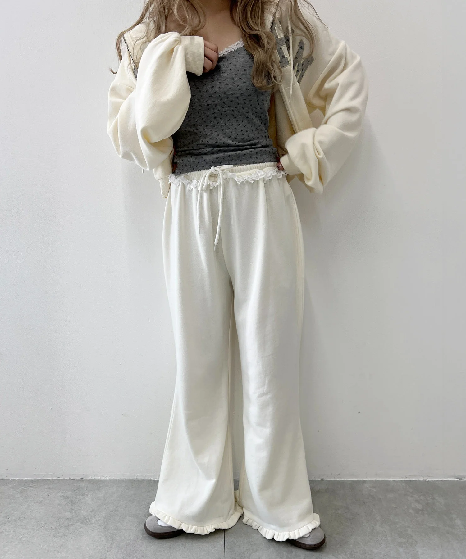フリルスウェットパンツ - Image 5