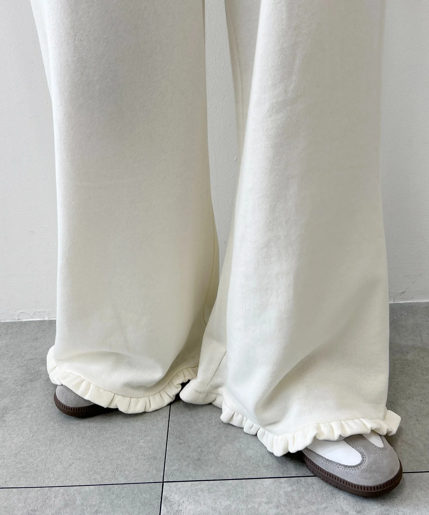 フリルスウェットパンツ - Image 6