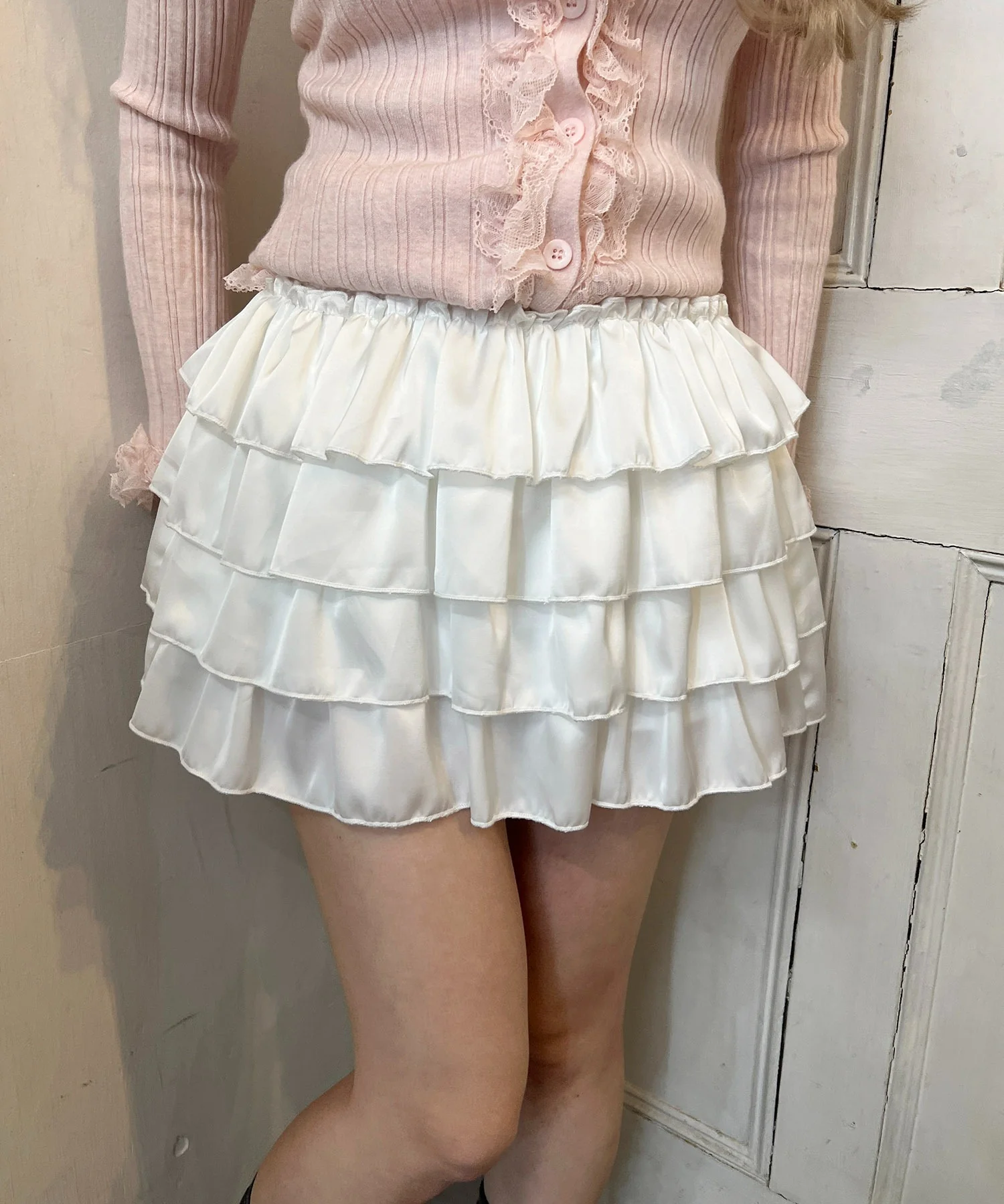 サテンフリルティアードミニスカート - Image 4