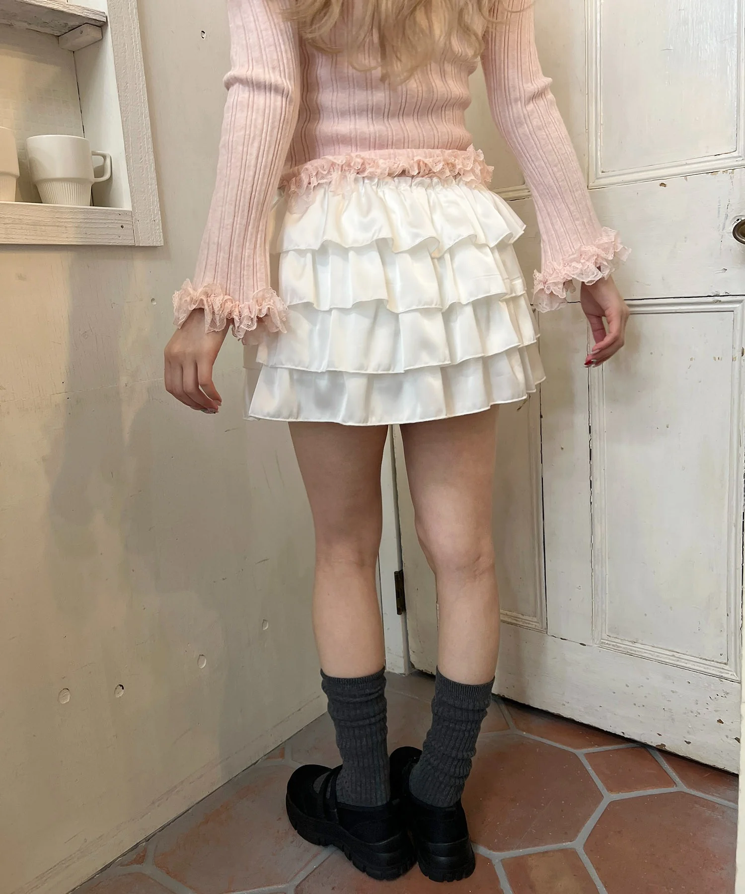 サテンフリルティアードミニスカート - Image 6