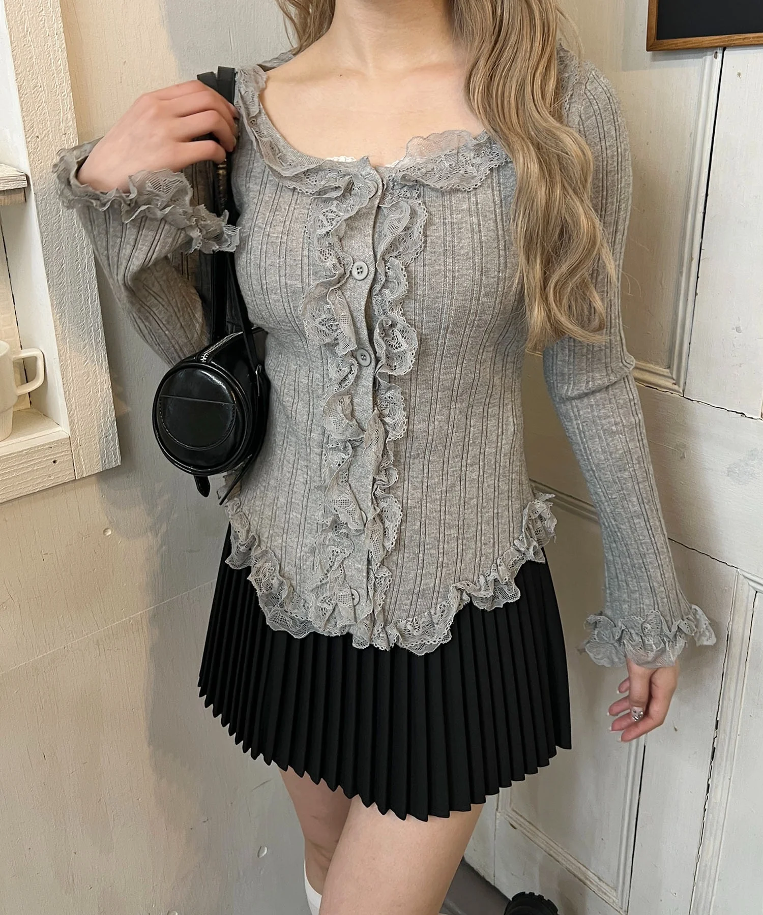 フリルレースパイピングカーディガン - Image 2