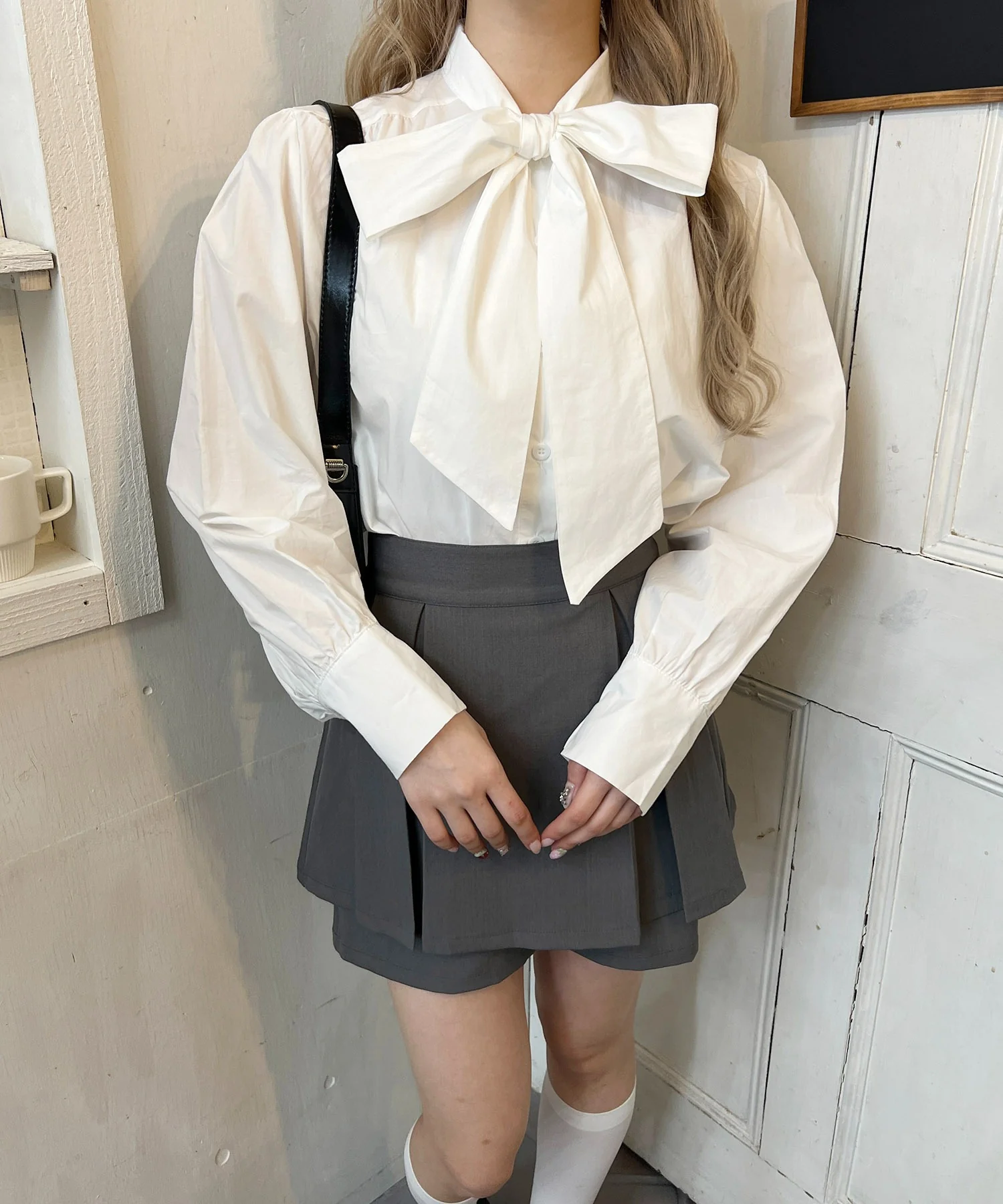 ボウタイ長袖ブラウス - Image 6