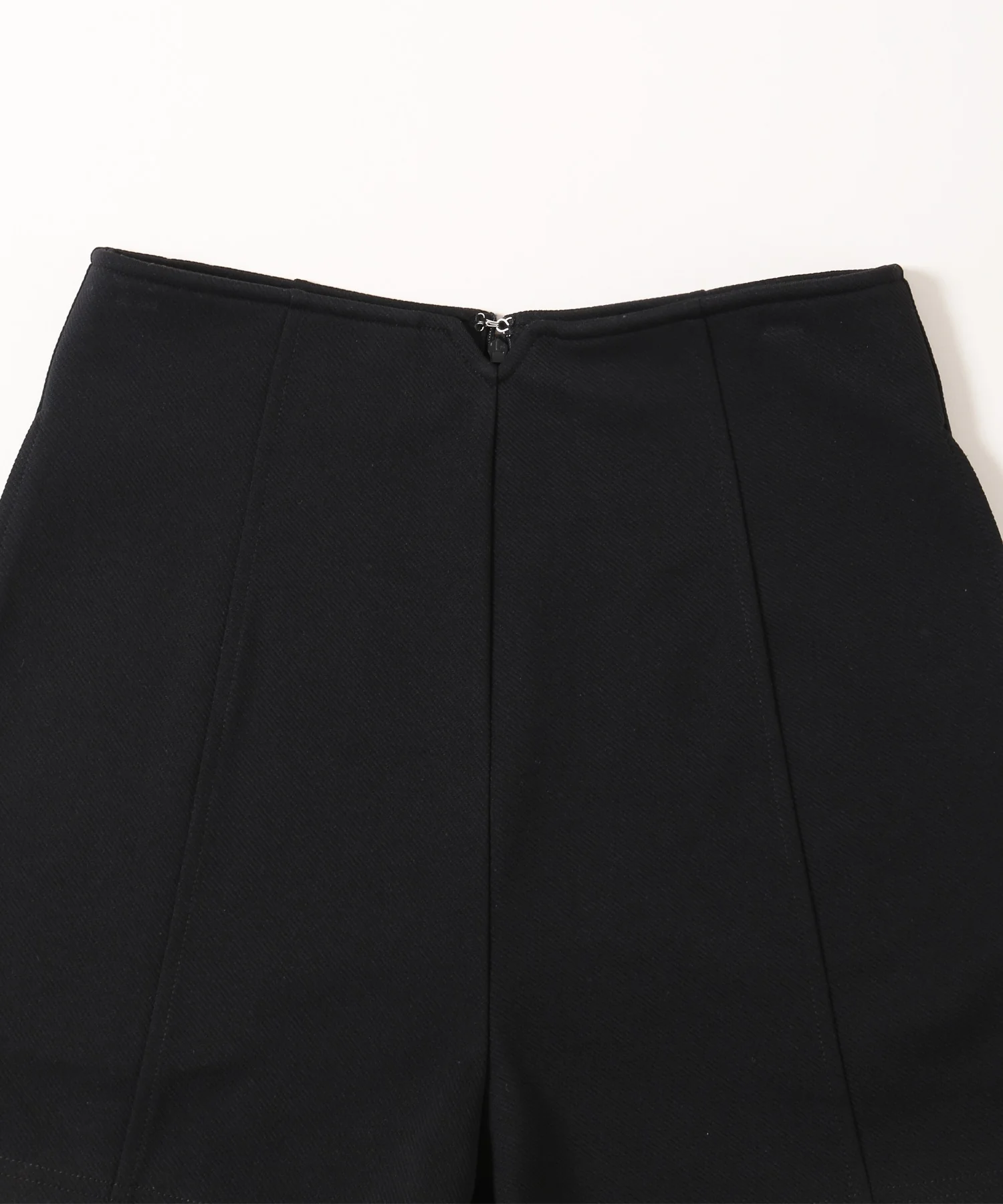 タックデザインショートパンツ - Image 16