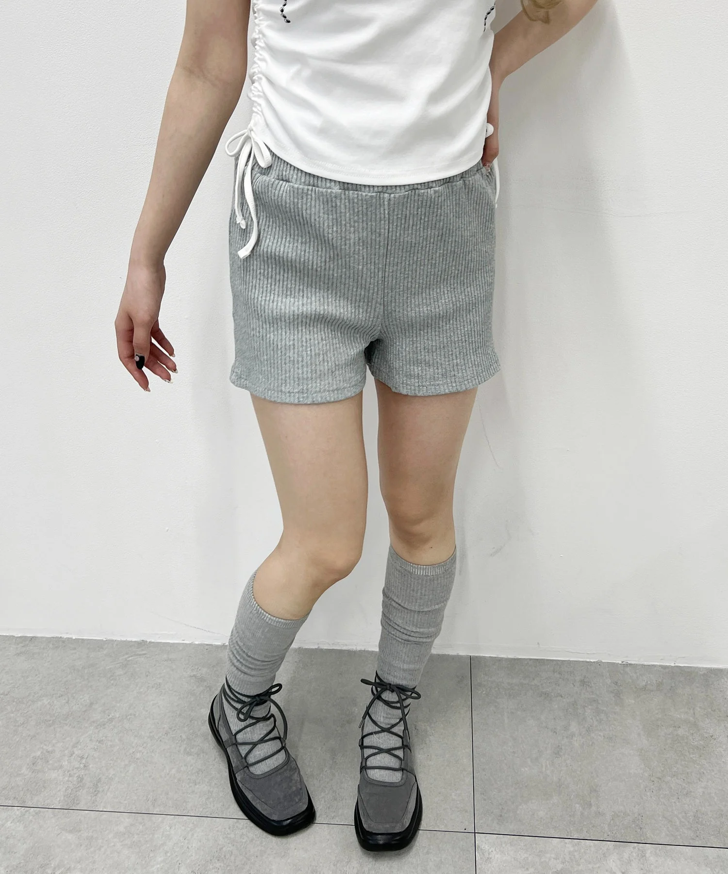 コンパクトリブショートパンツ - Image 10