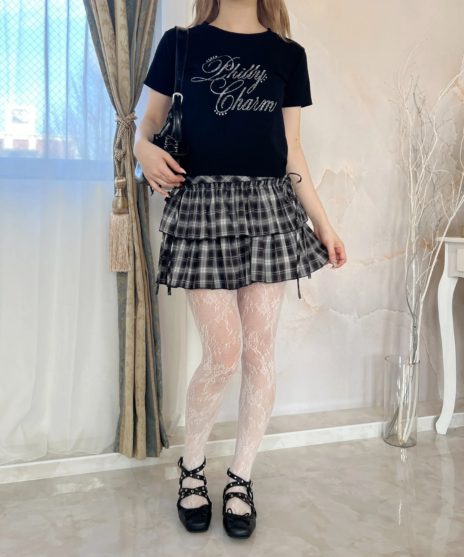 ロゴスタッズTシャツ - Image 10