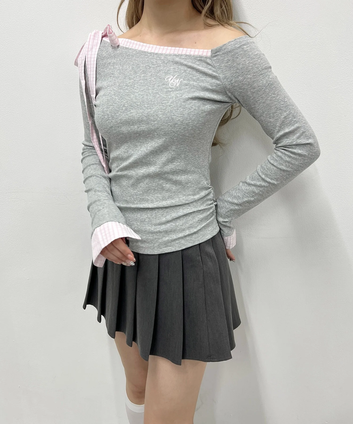 ショルダーリボンオフショルトップス - Image 9