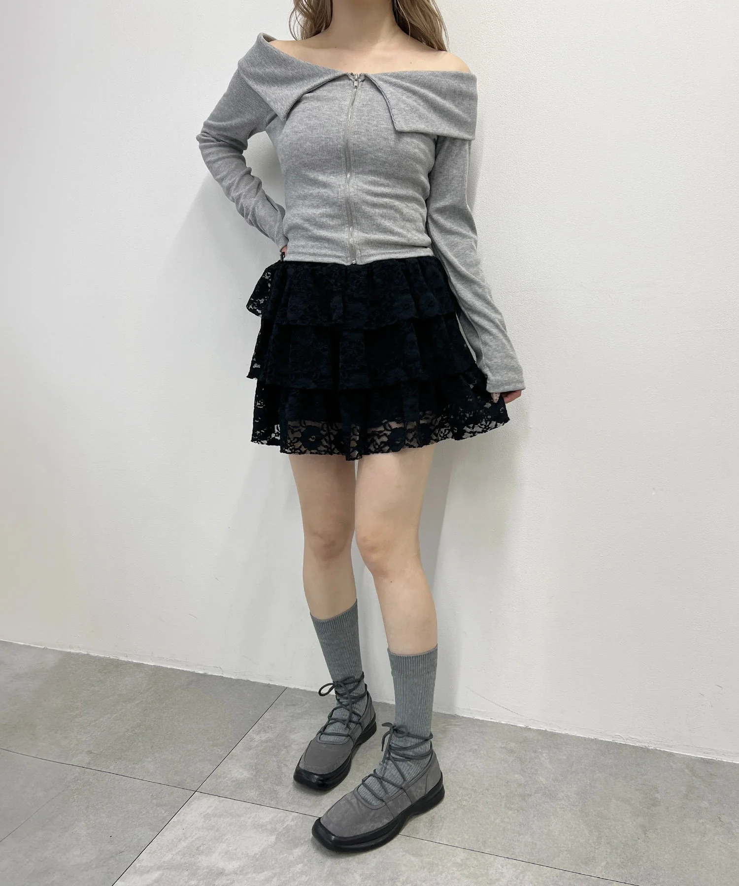 オフショルジップトップス - Image 10