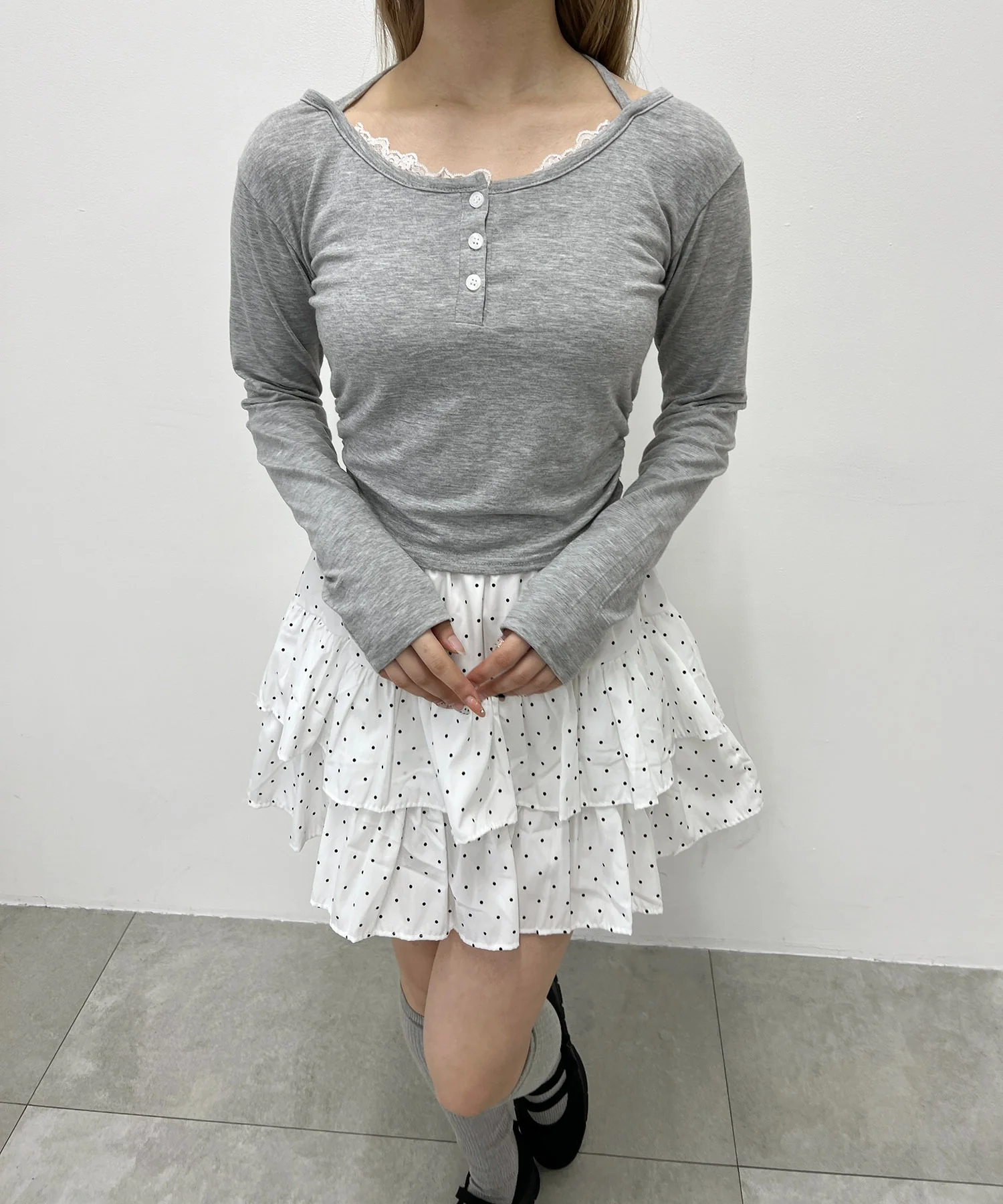 ヘンリーネックチョーカートップス - Image 12