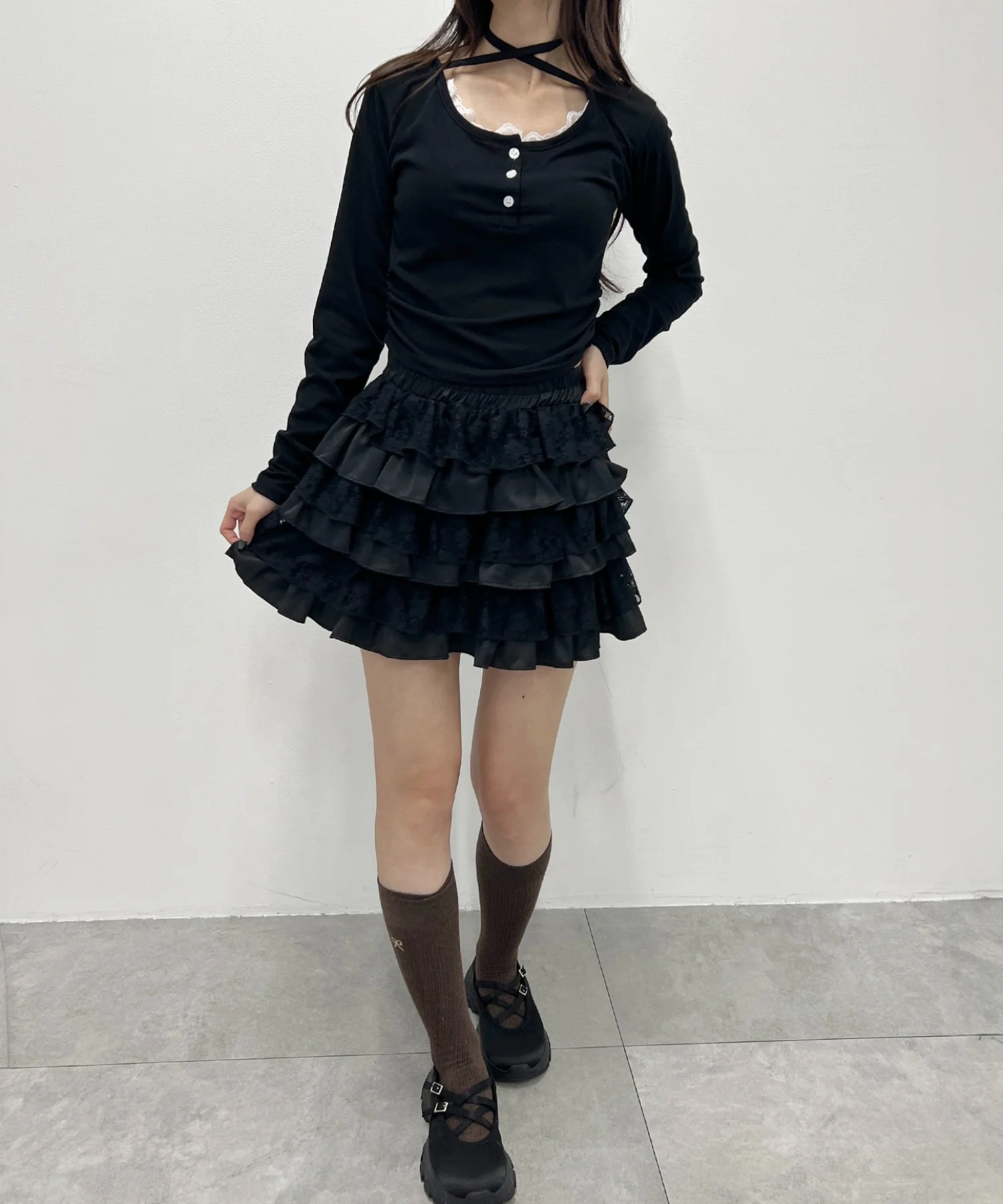 ヘンリーネックチョーカートップス - Image 17