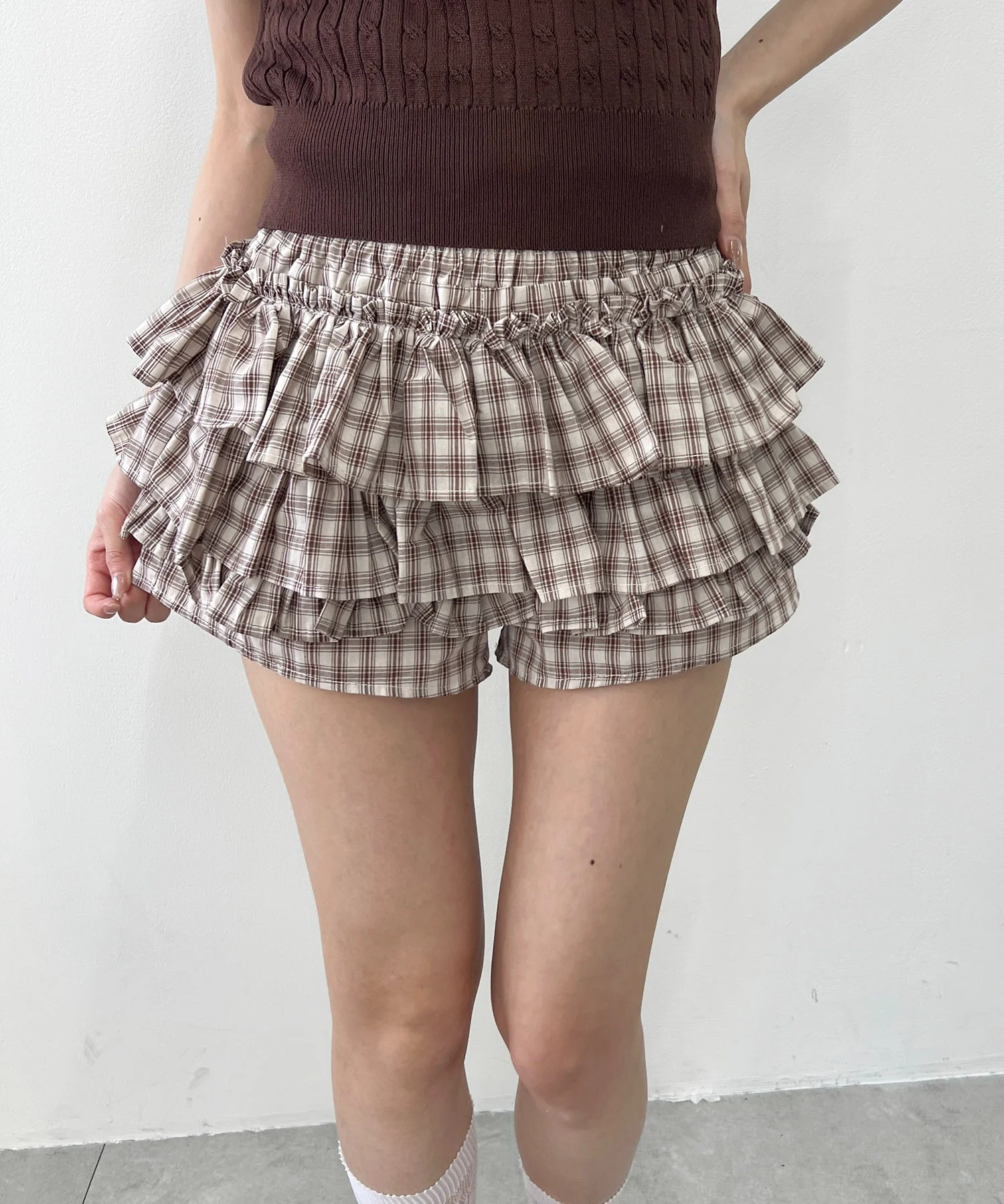 チェックフリルショートパンツ - Image 2