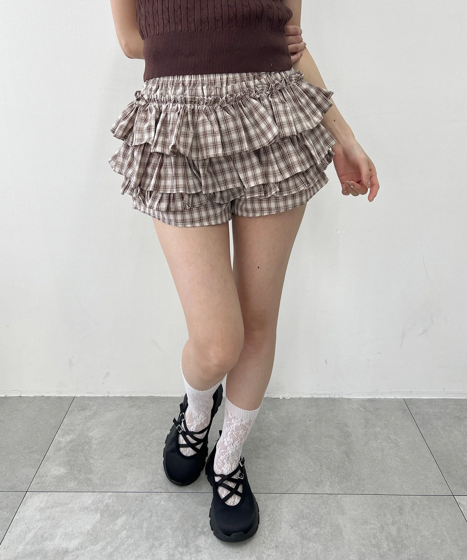 チェックフリルショートパンツ - Image 4