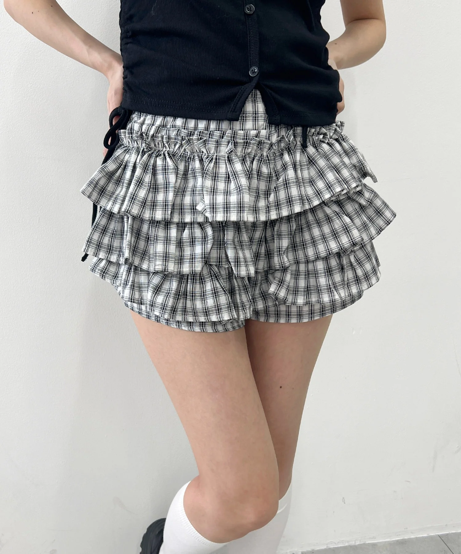 チェックフリルショートパンツ - Image 9