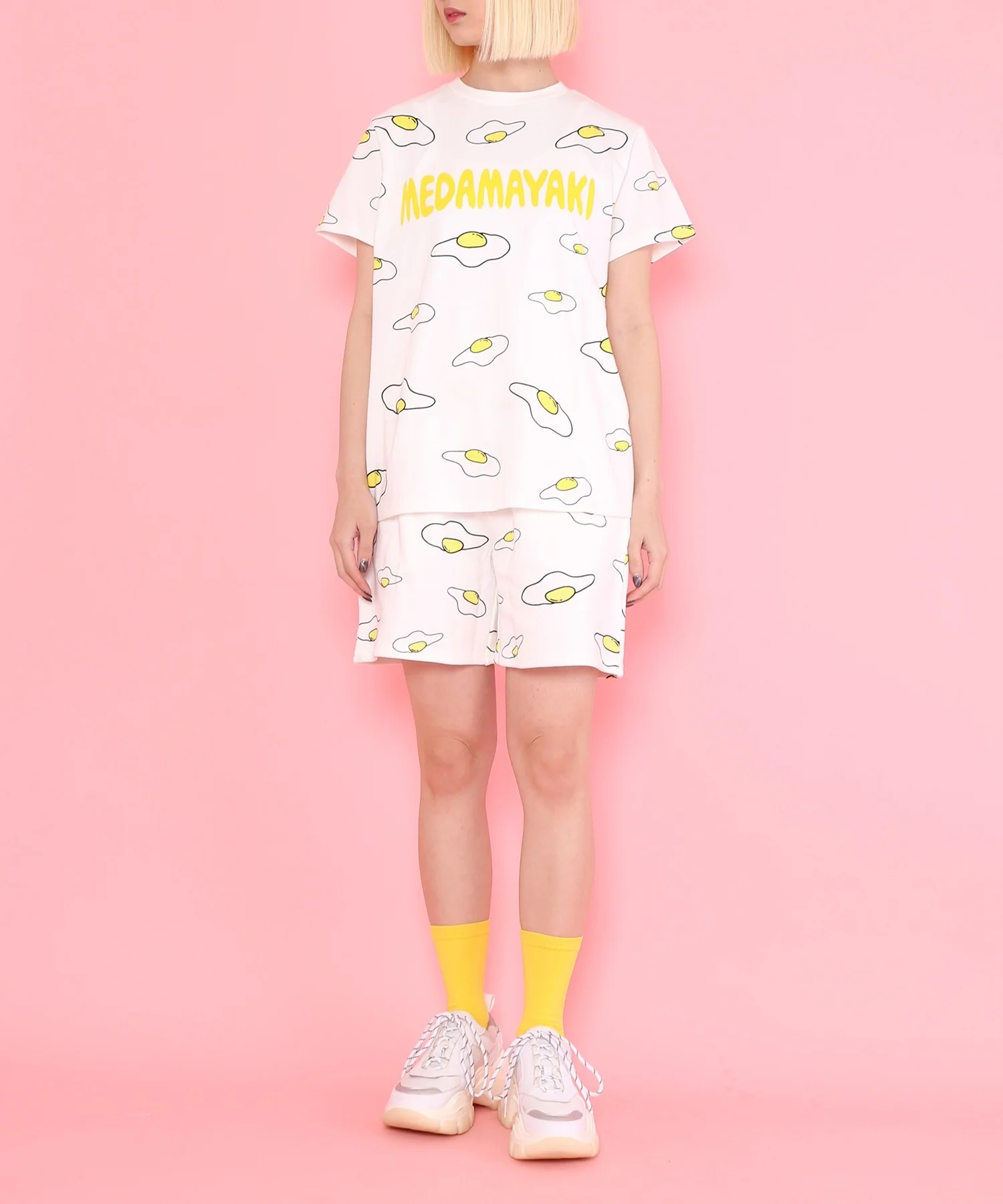 目玉焼き総柄Tシャツ - Image 4