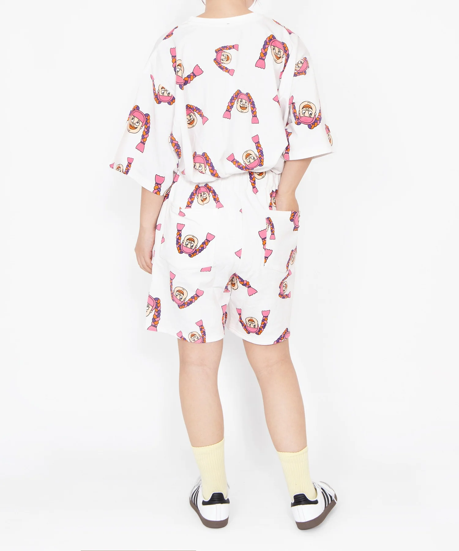 【新サイズ】NAOMIチャン総柄Tシャツ - Image 5