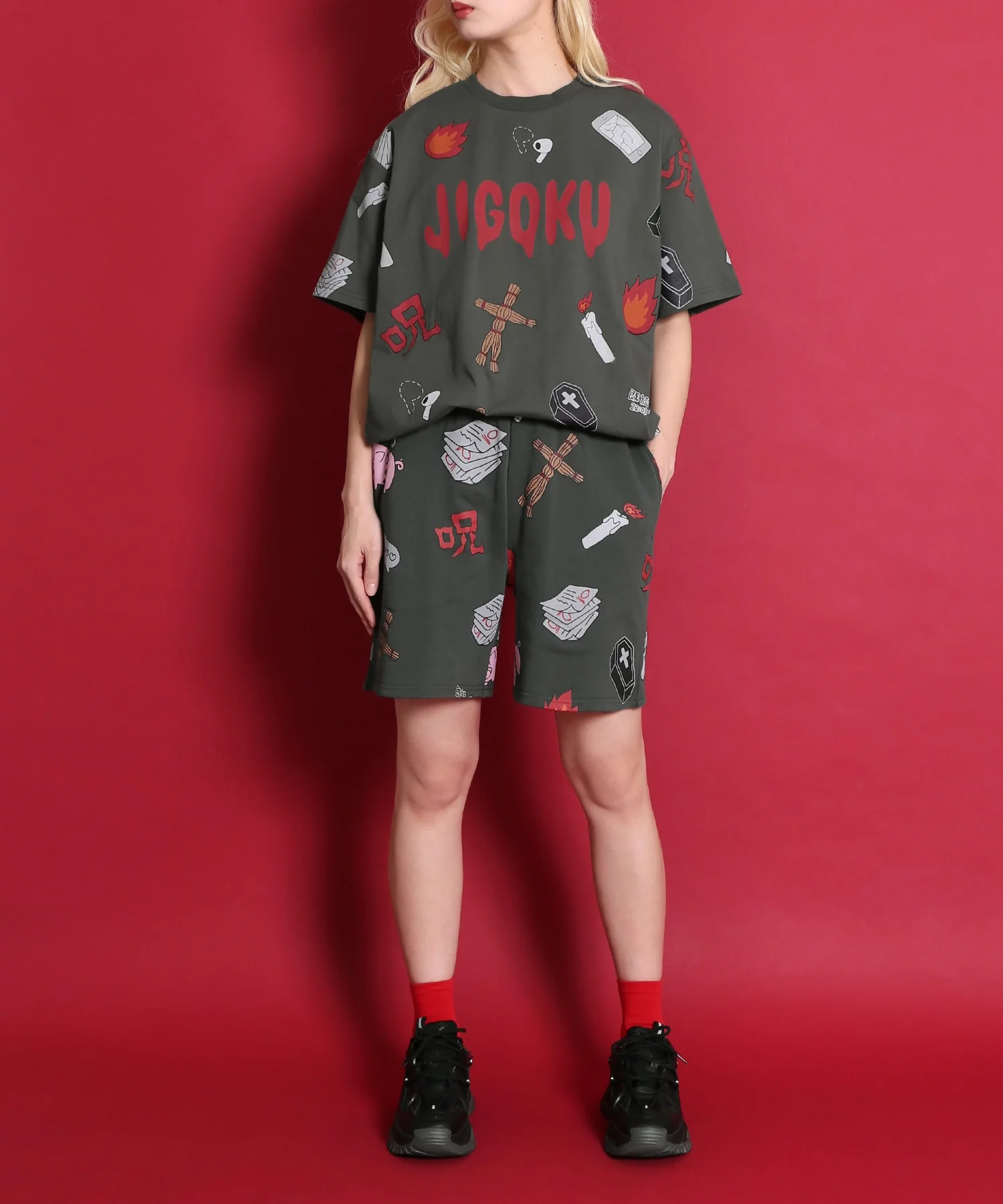 天国と地獄総柄Tシャツ - Image 13