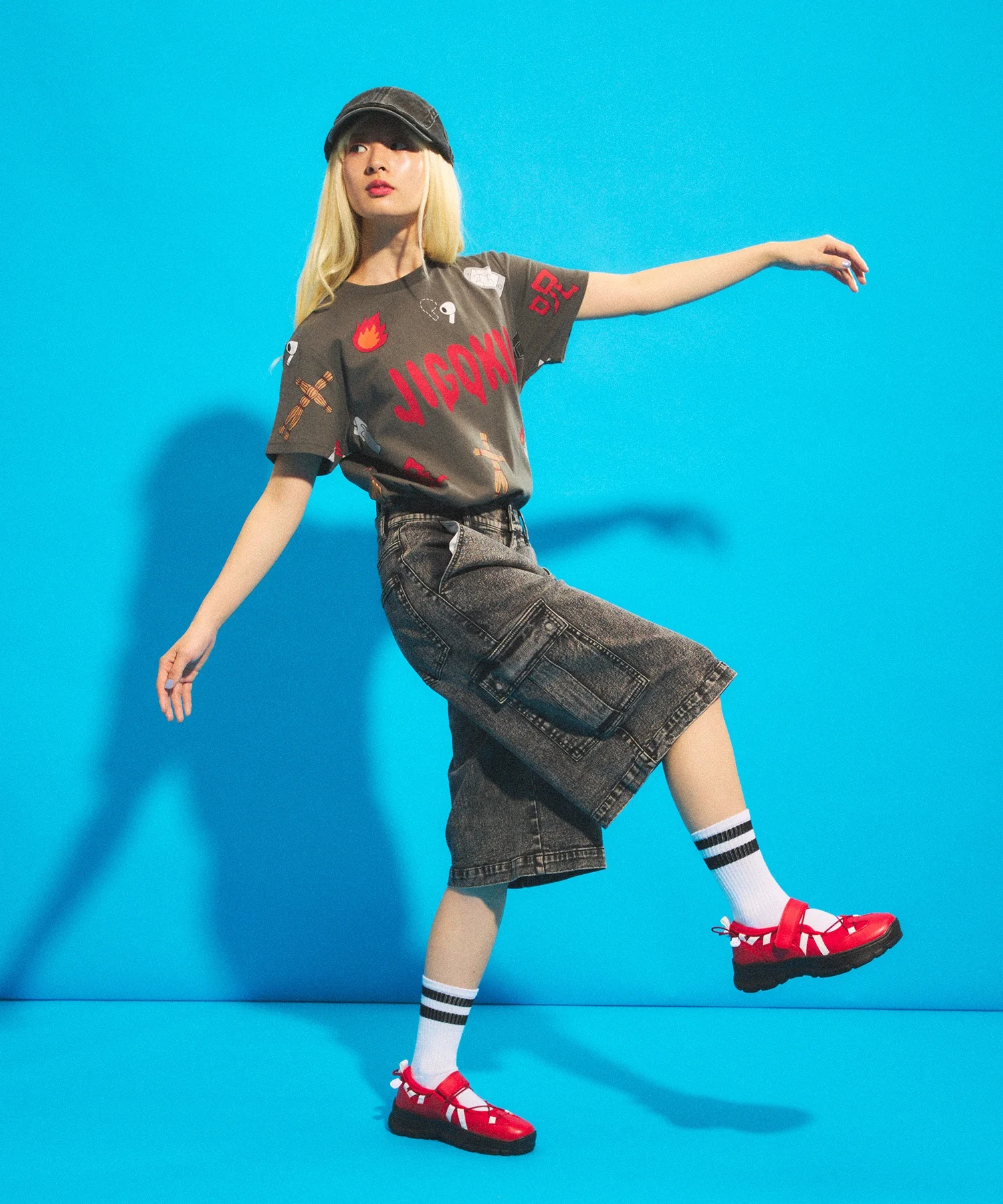 天国と地獄総柄Tシャツ - Image 5