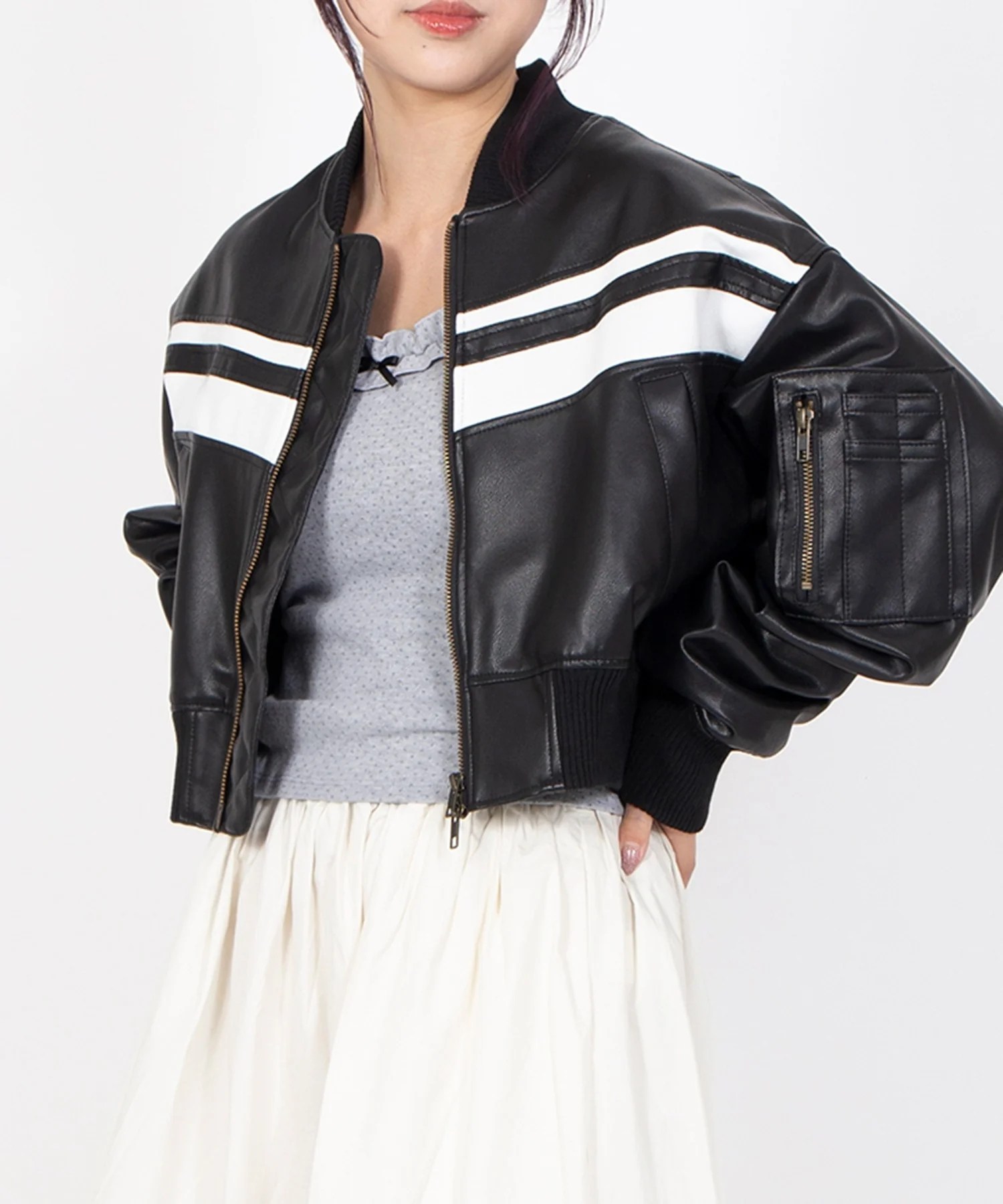 合皮ラインブルゾン - Image 2