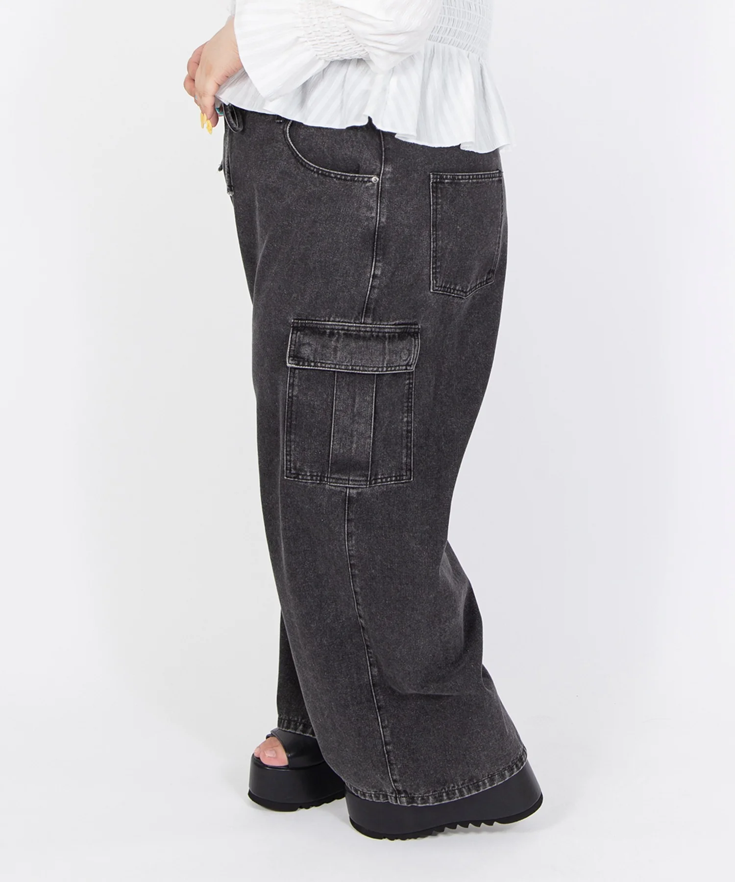 カーゴデニムパンツ - Image 10