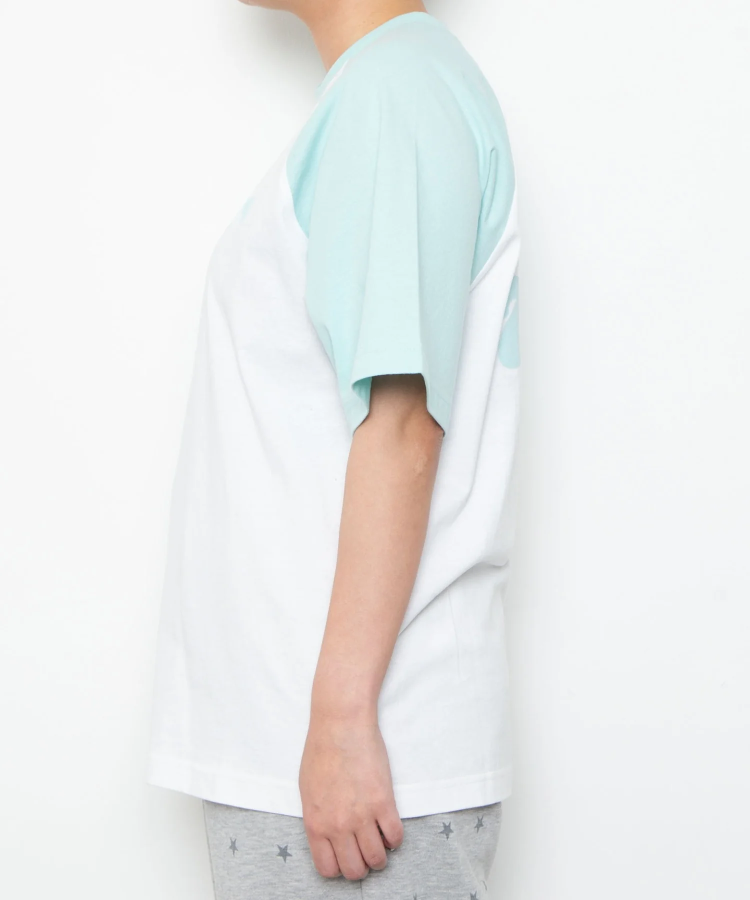 NCT WISH ラグラングラフィックTシャツ - Image 25