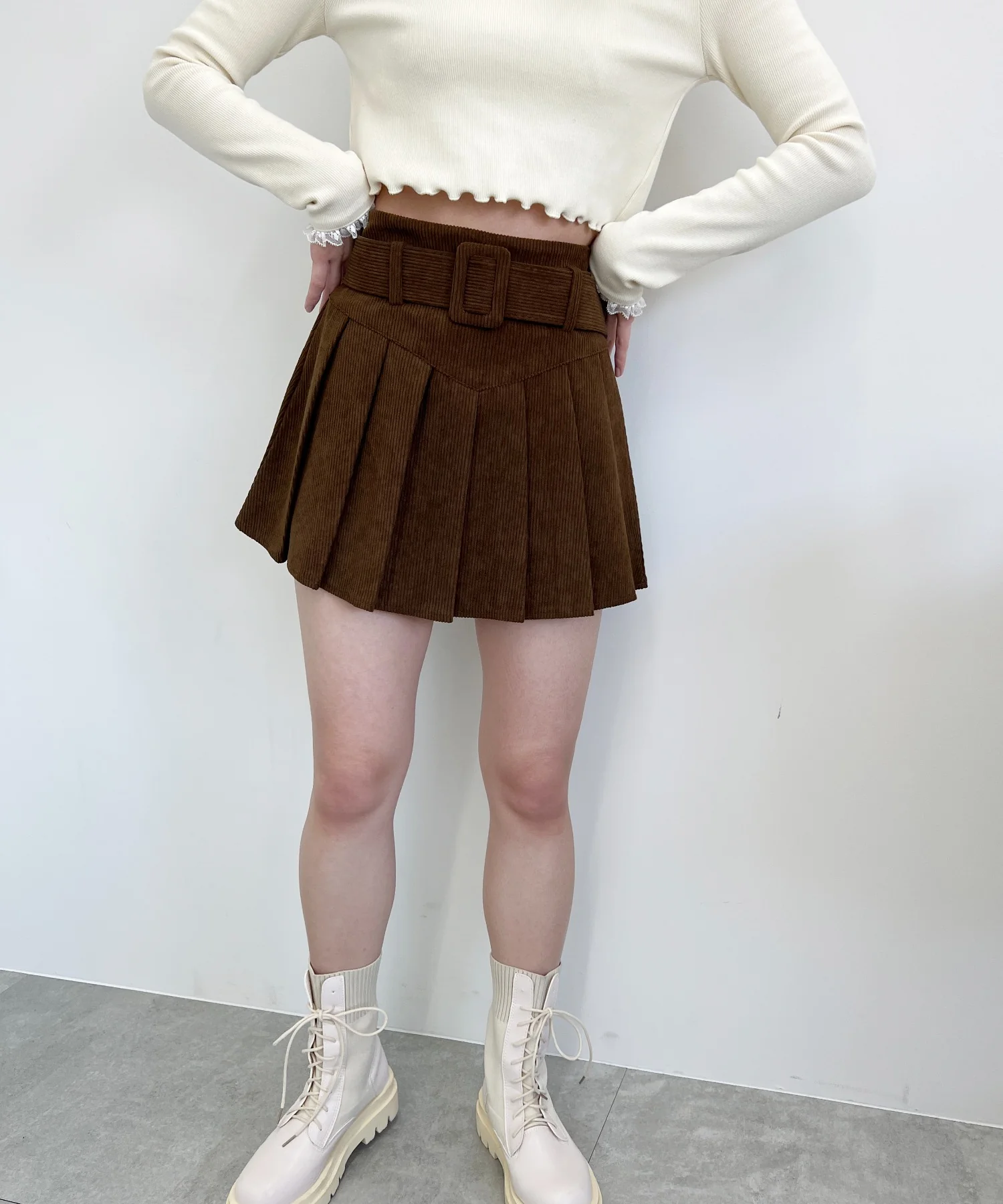 ベルト付きコーデュロイプリーツスカート - Image 12