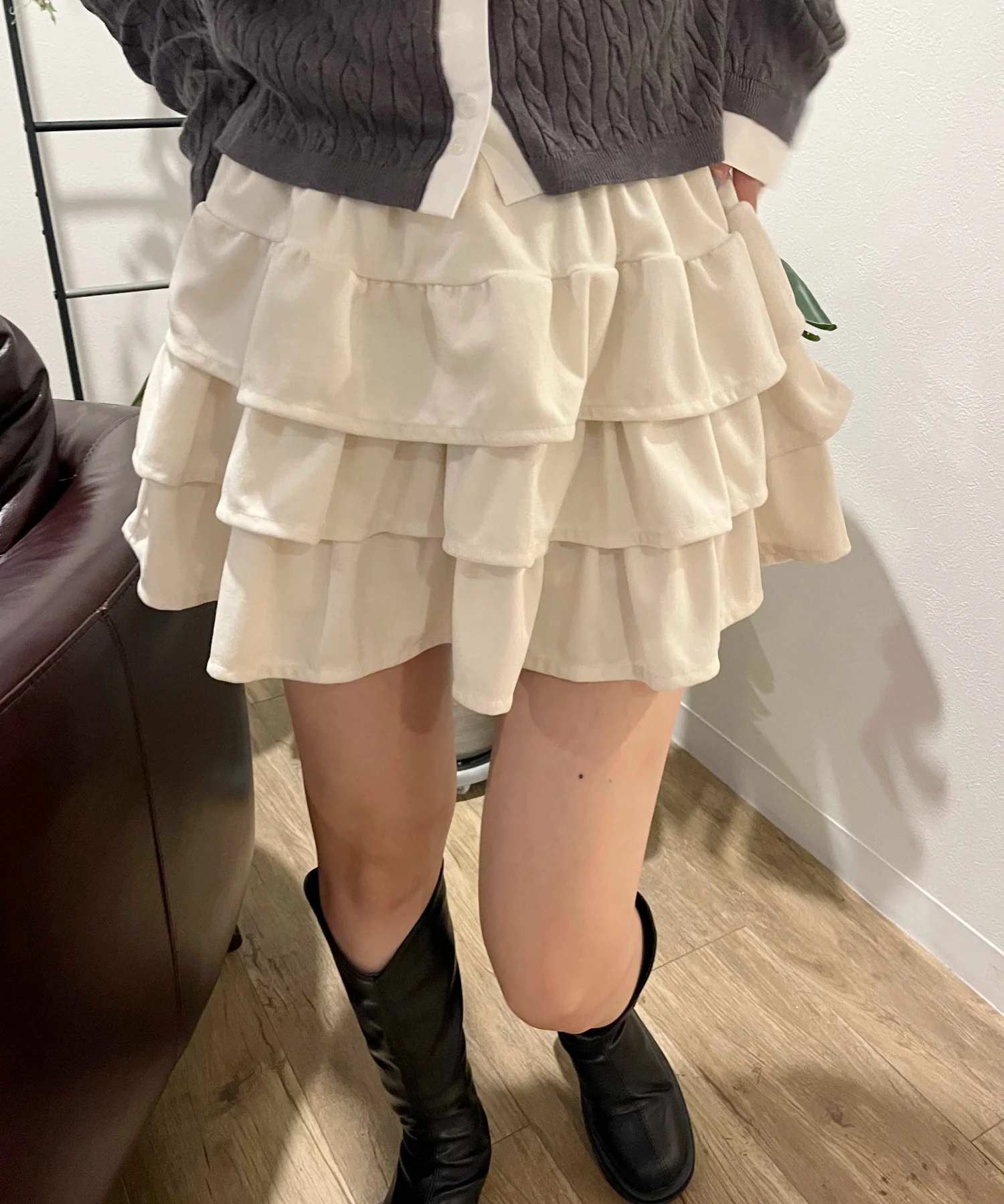ベロア3段フリルミニスカート - Image 3