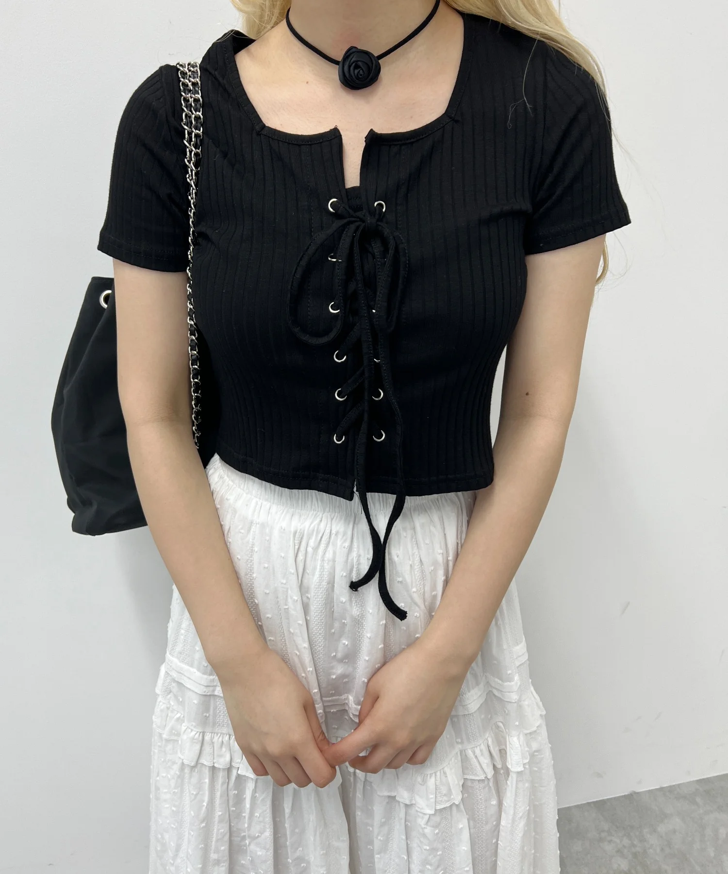 コンパクトレースアップTシャツ - Image 13