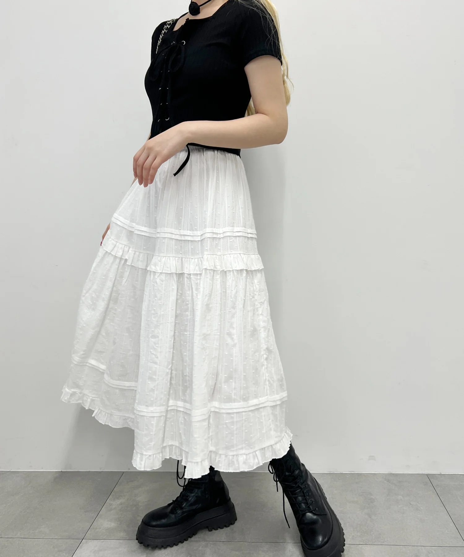 コンパクトレースアップTシャツ - Image 15