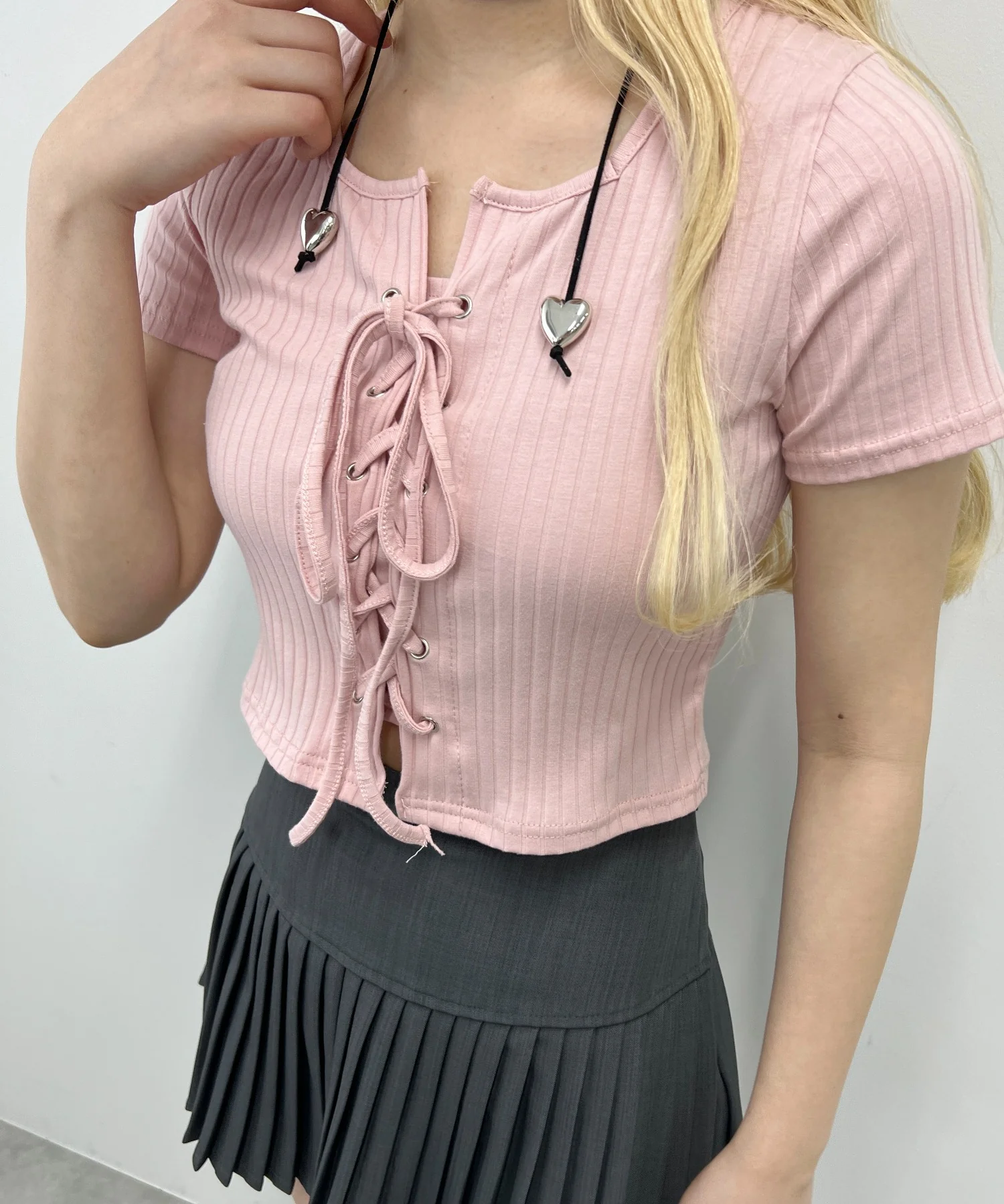 コンパクトレースアップTシャツ - Image 4