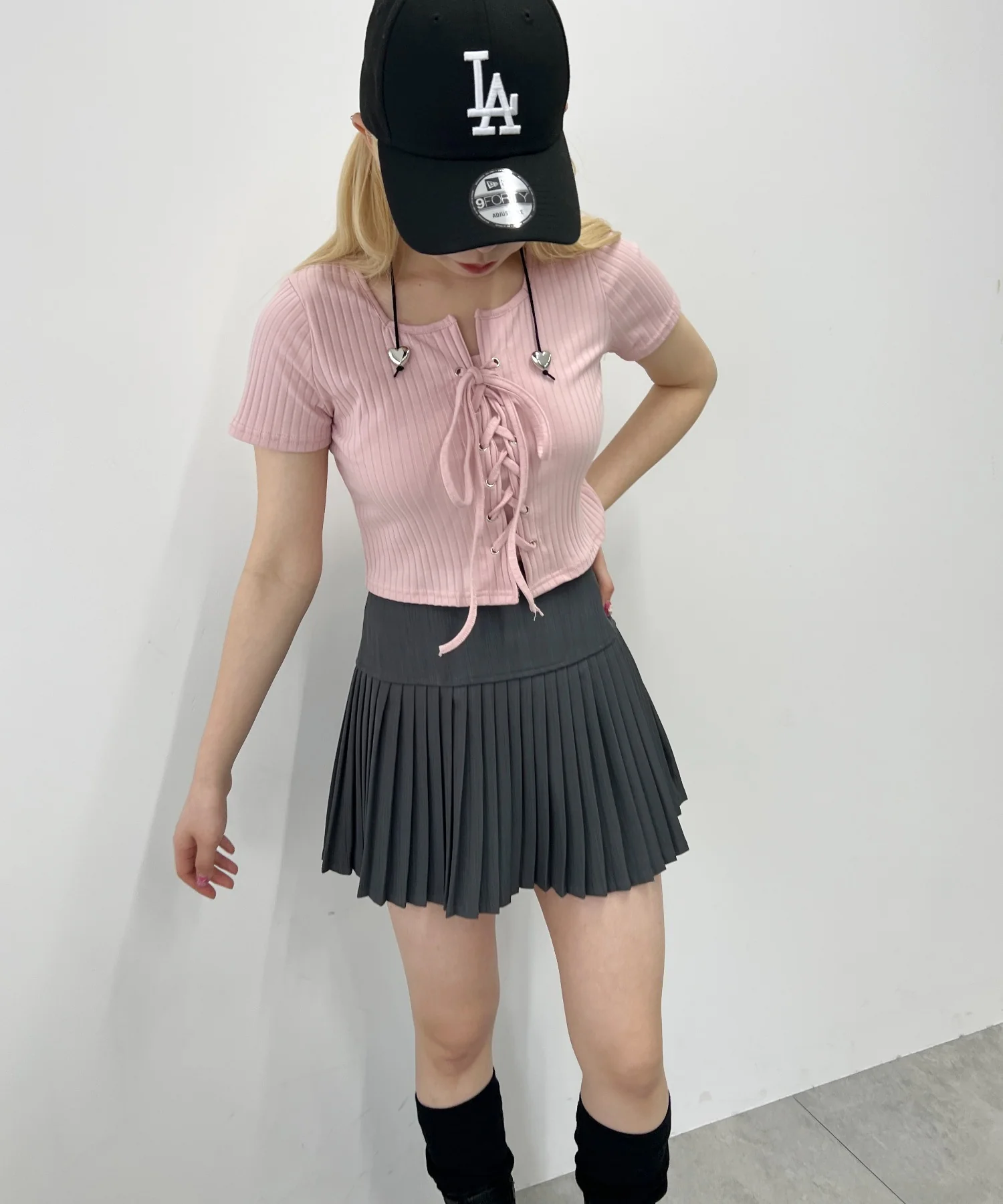 コンパクトレースアップTシャツ - Image 6