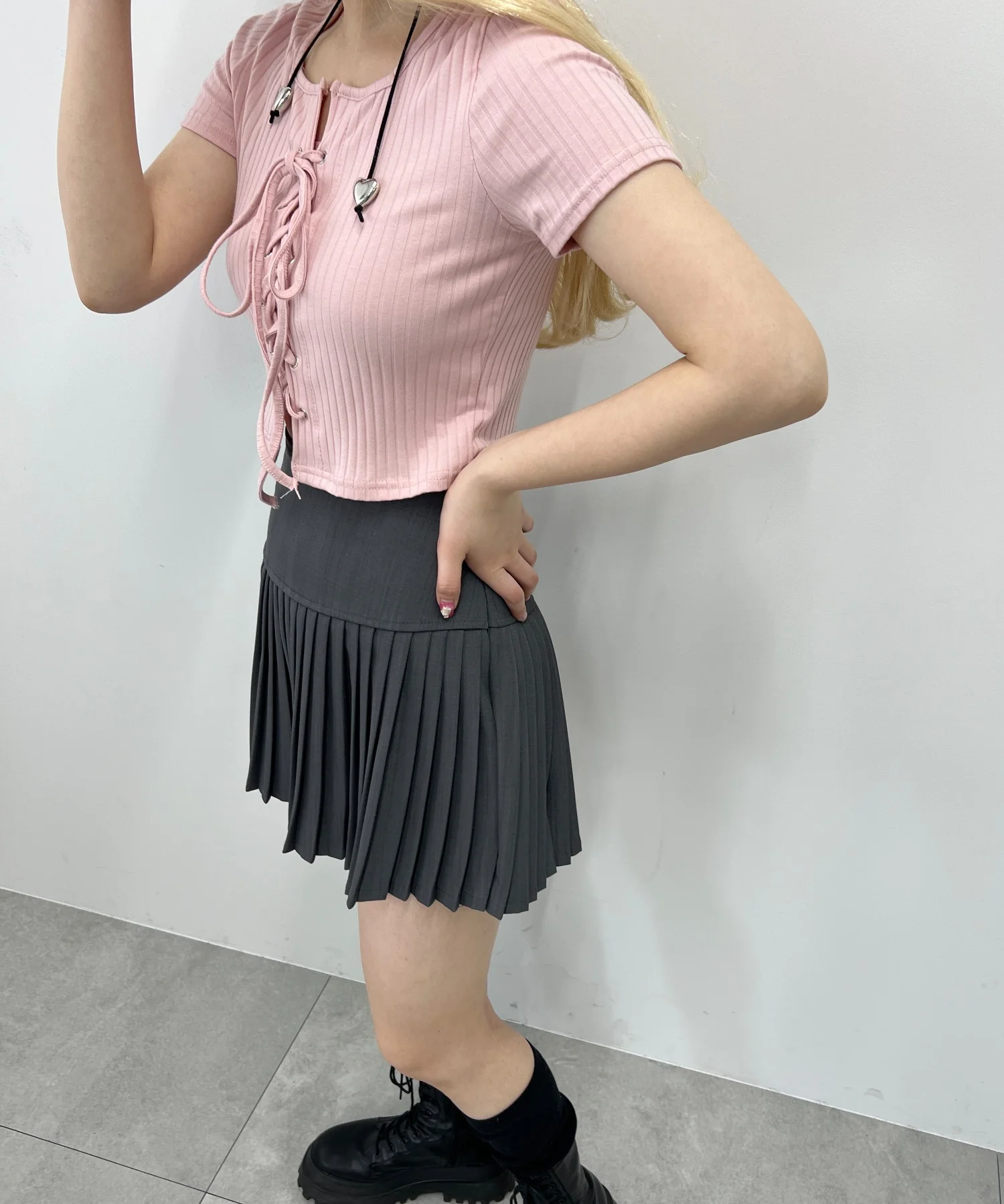 コンパクトレースアップTシャツ - Image 7