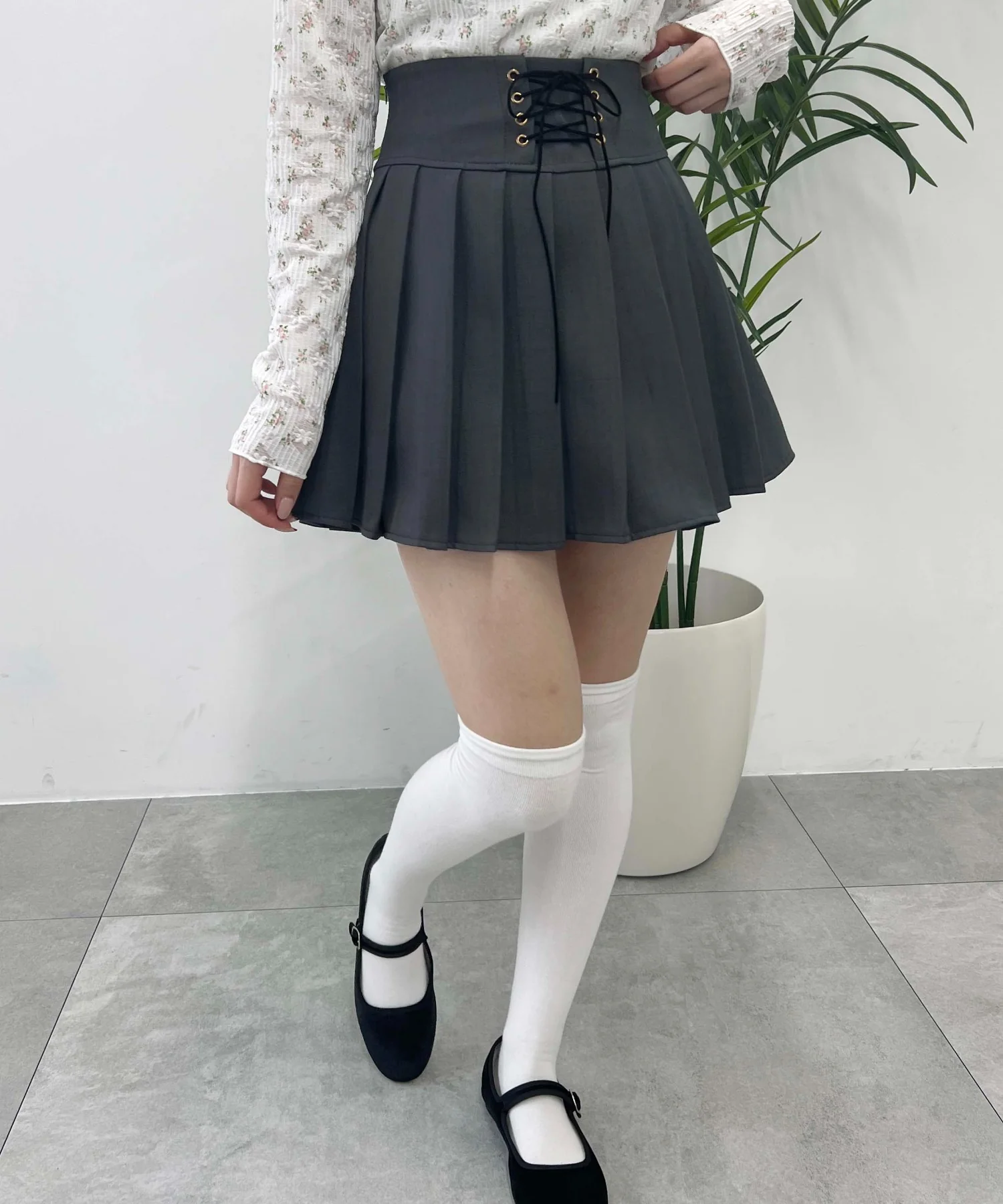 レースアッププリーツスカート - Image 6