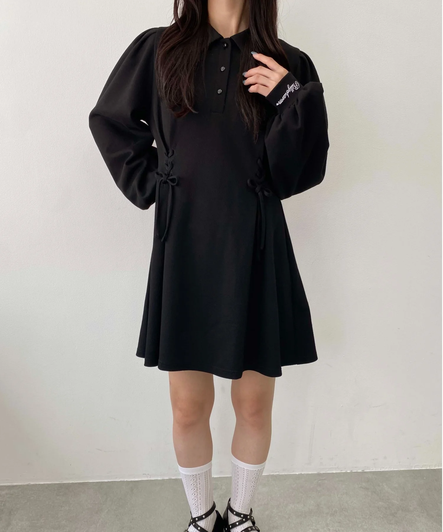 レースアップ長袖ポロワンピース - Image 15