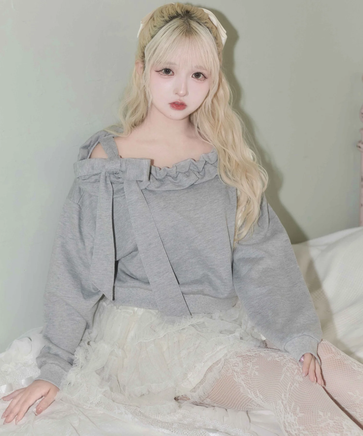 ビッグリボンワンショルスウェット - Image 18