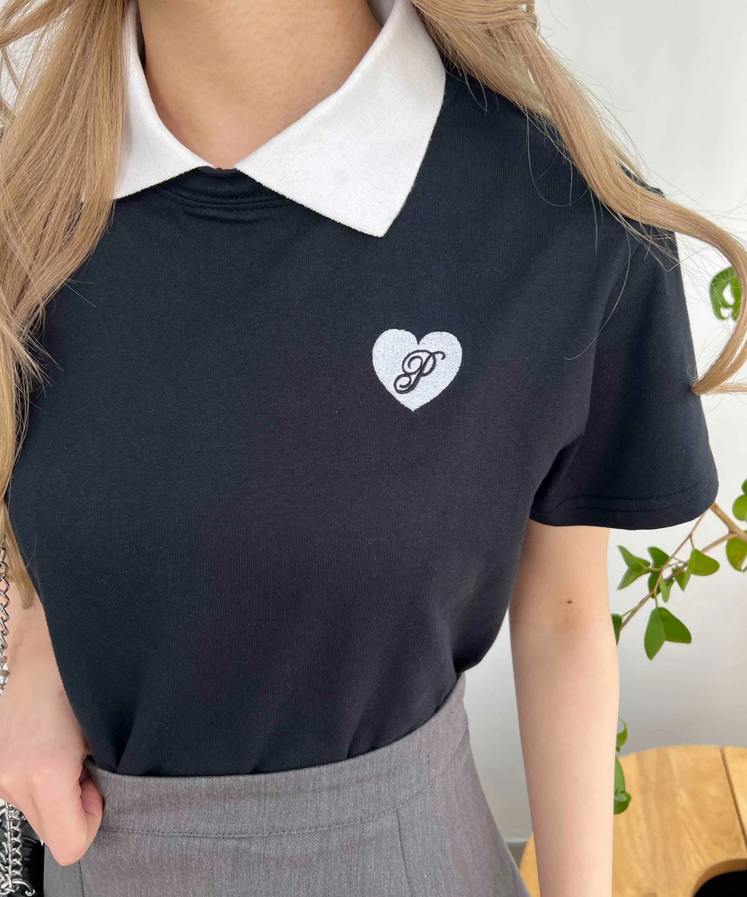 ハートワンポイント襟付きTシャツ - Image 11