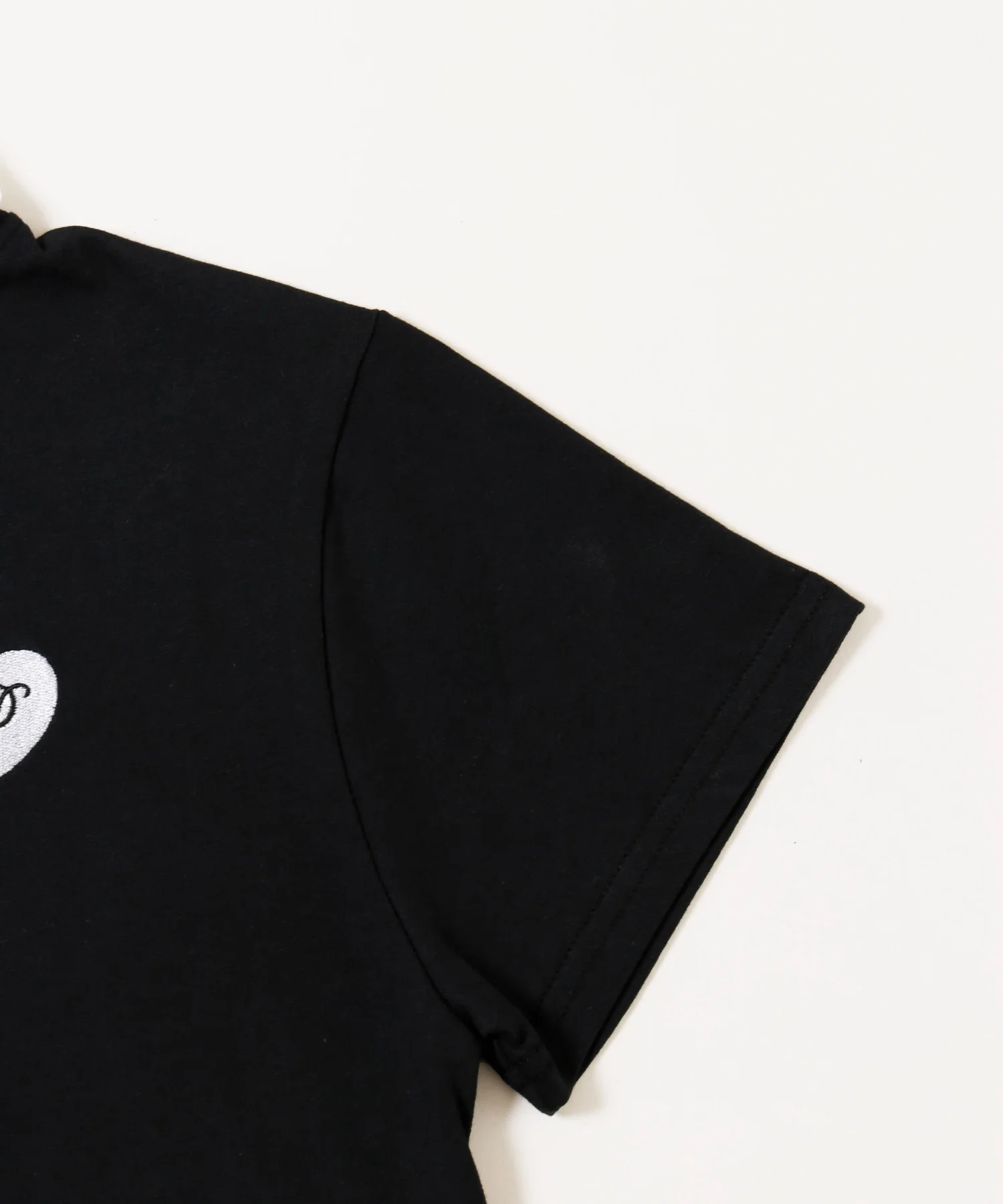 ハートワンポイント襟付きTシャツ - Image 16