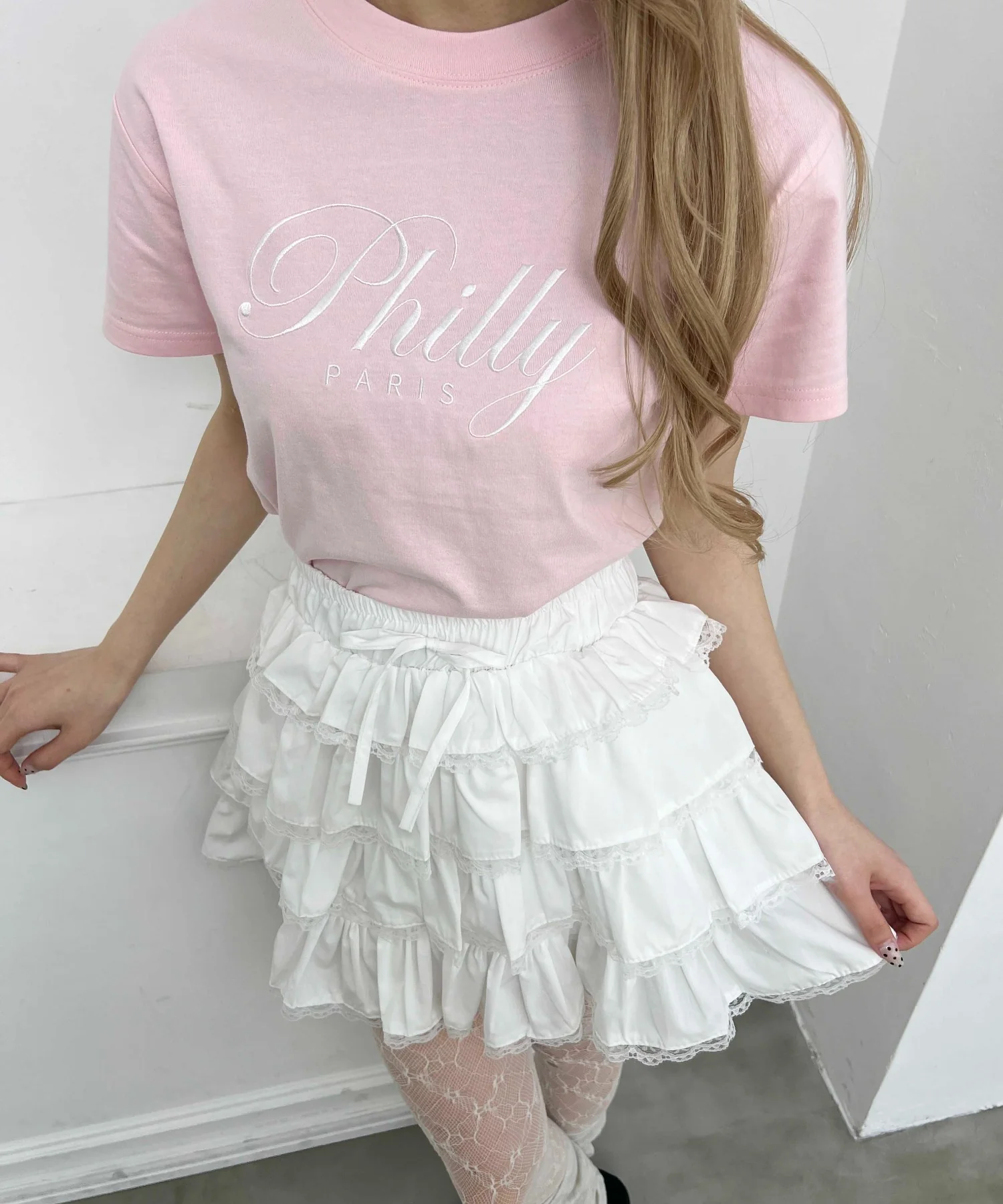 PHILLYロゴ刺繍Tシャツ - Image 6