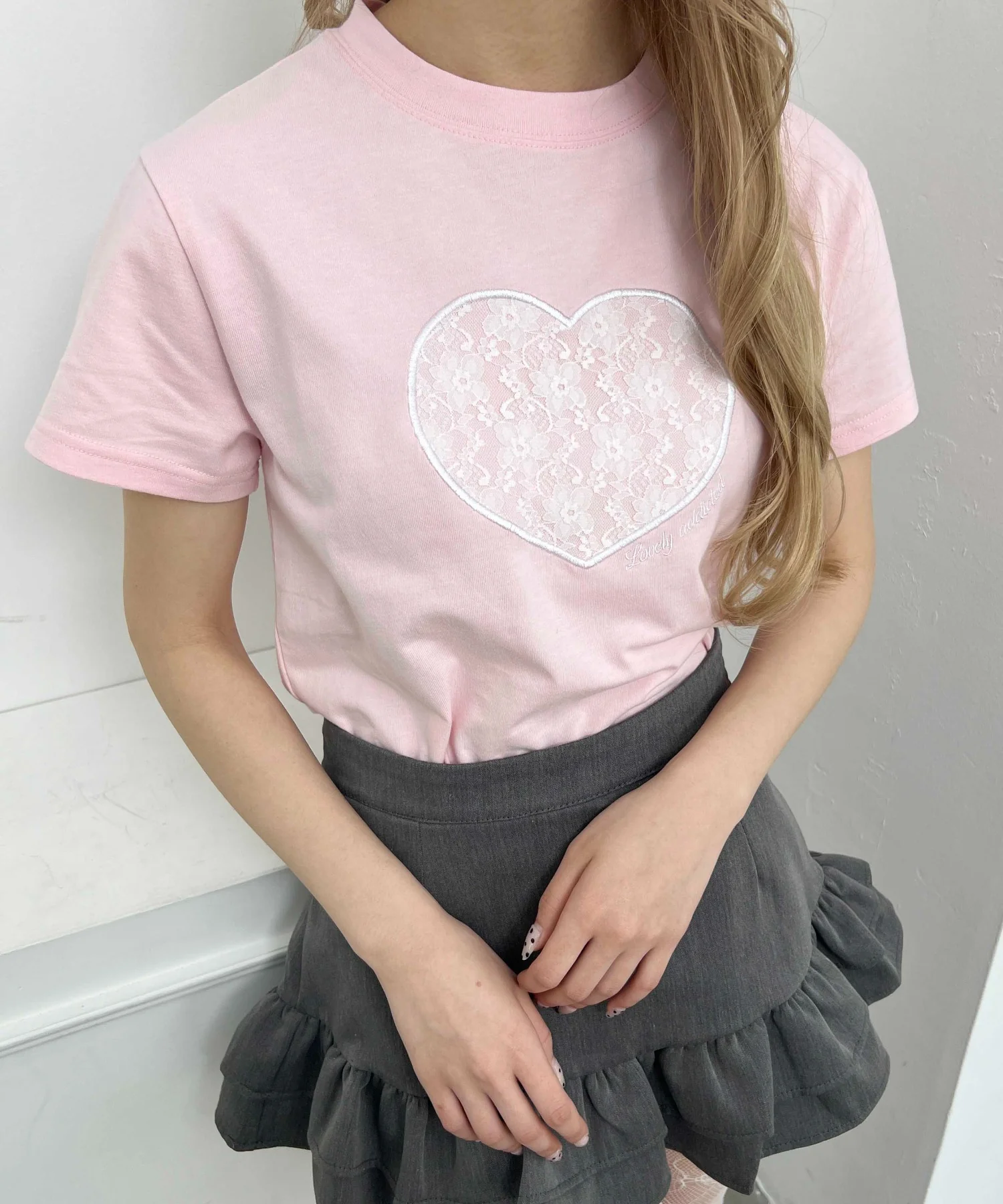 ハートレースワッペンTシャツ - Image 4