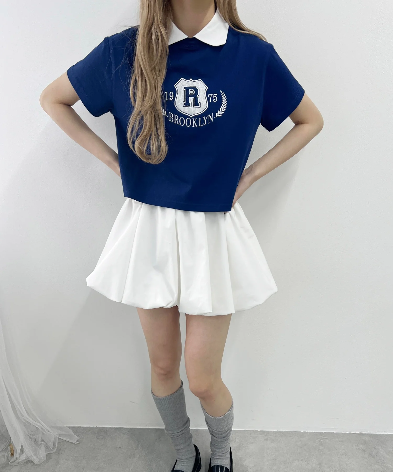 襟付きカレッジ刺繍Tシャツ - Image 4