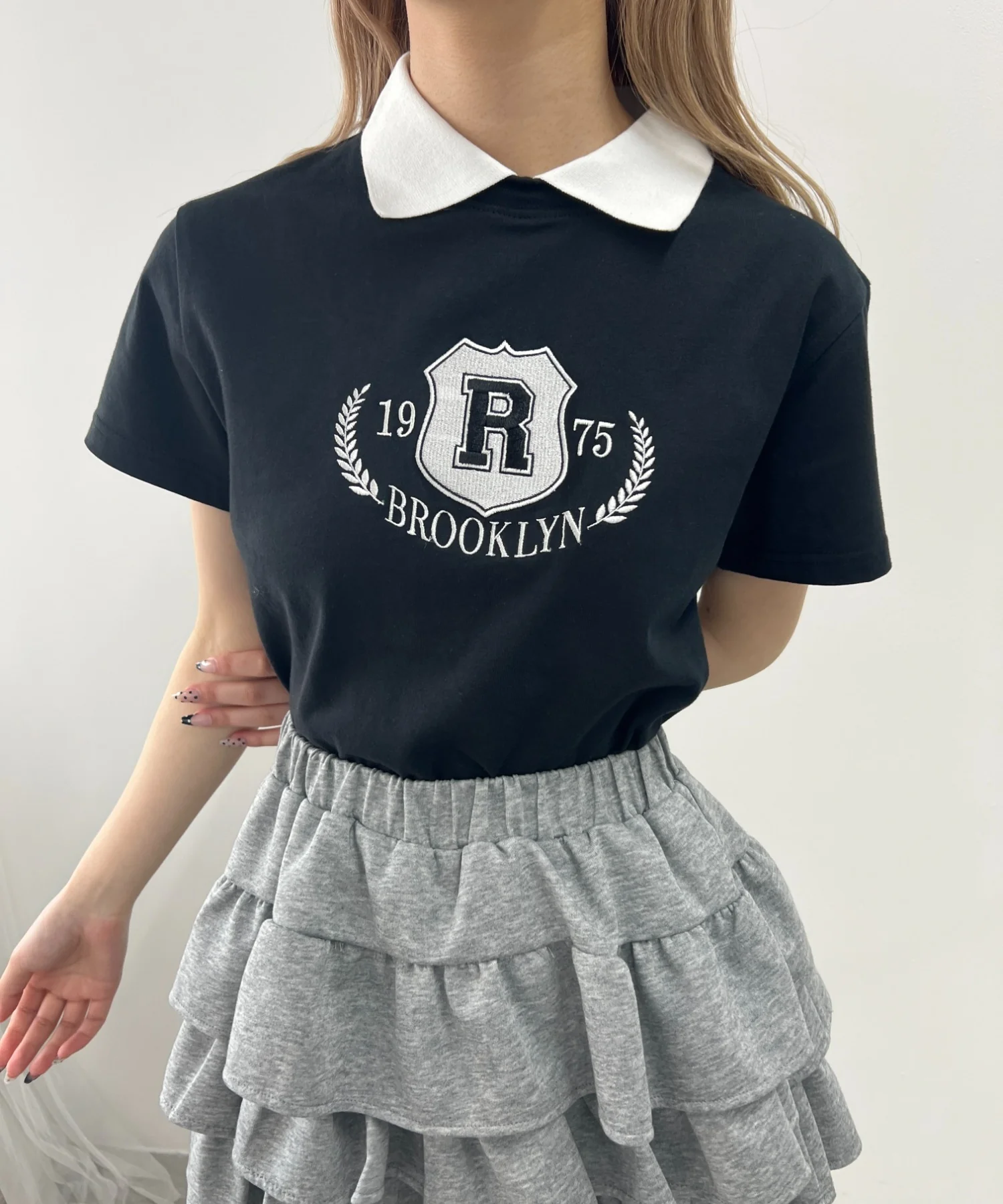 襟付きカレッジ刺繍Tシャツ - Image 7