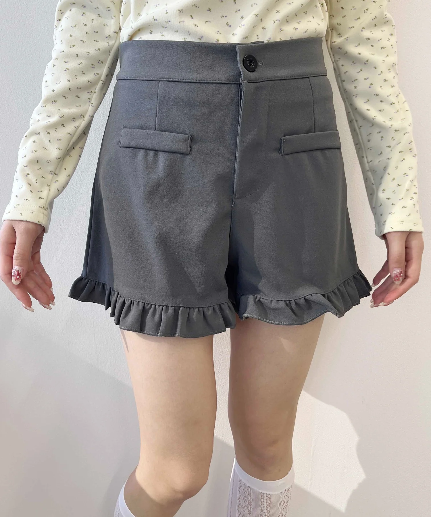 フリルショートパンツ - Image 3