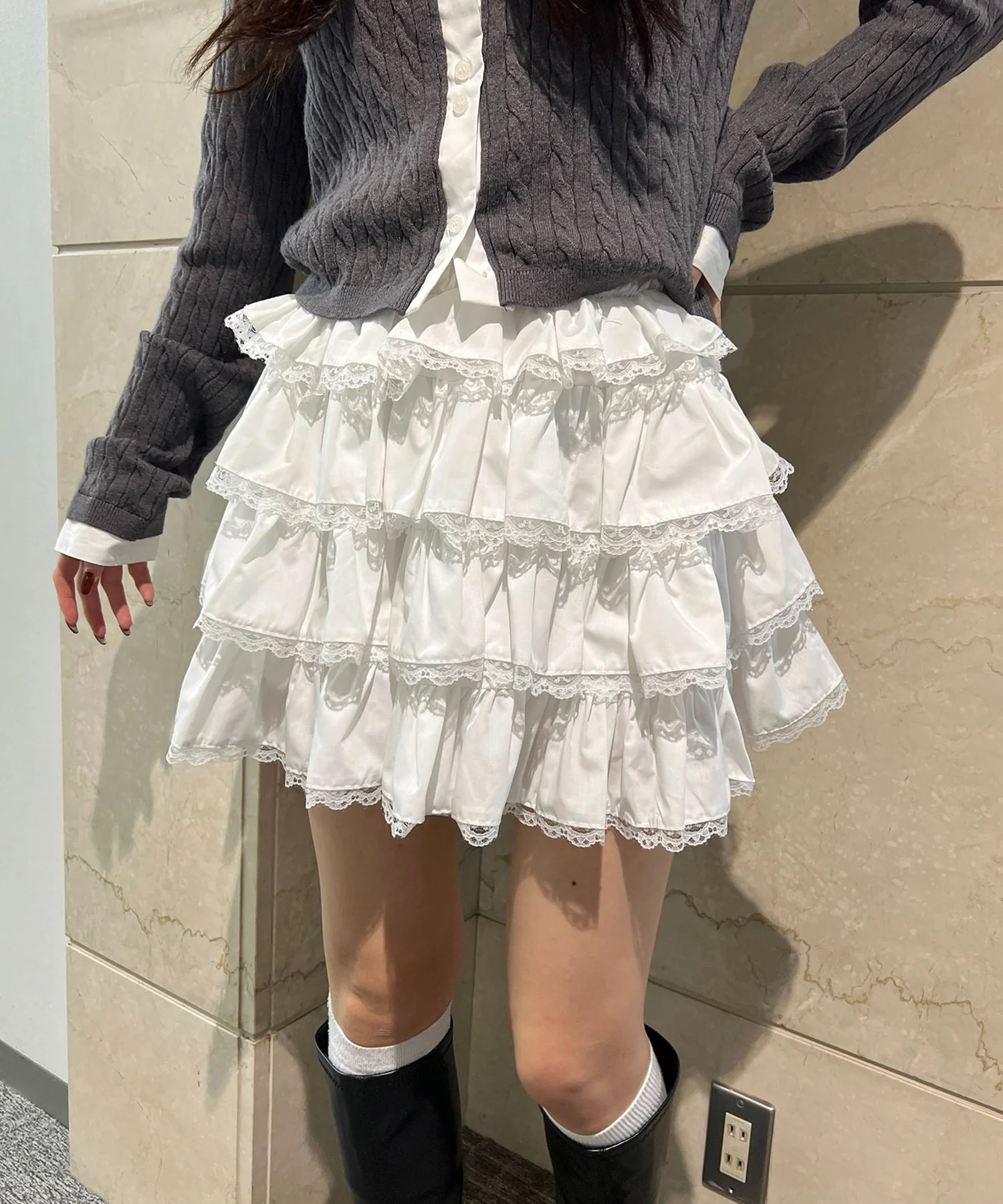 ボリュームフリルミニスカート