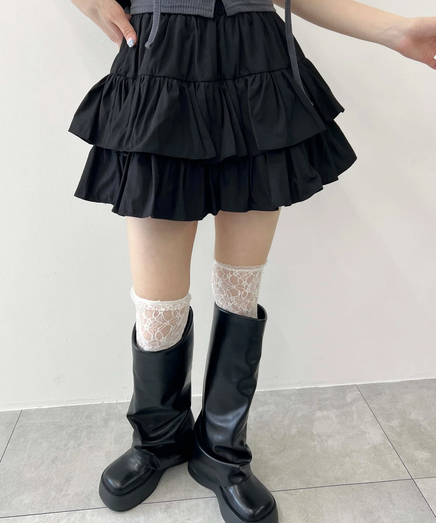 無地ティアードミニスカート - Image 11