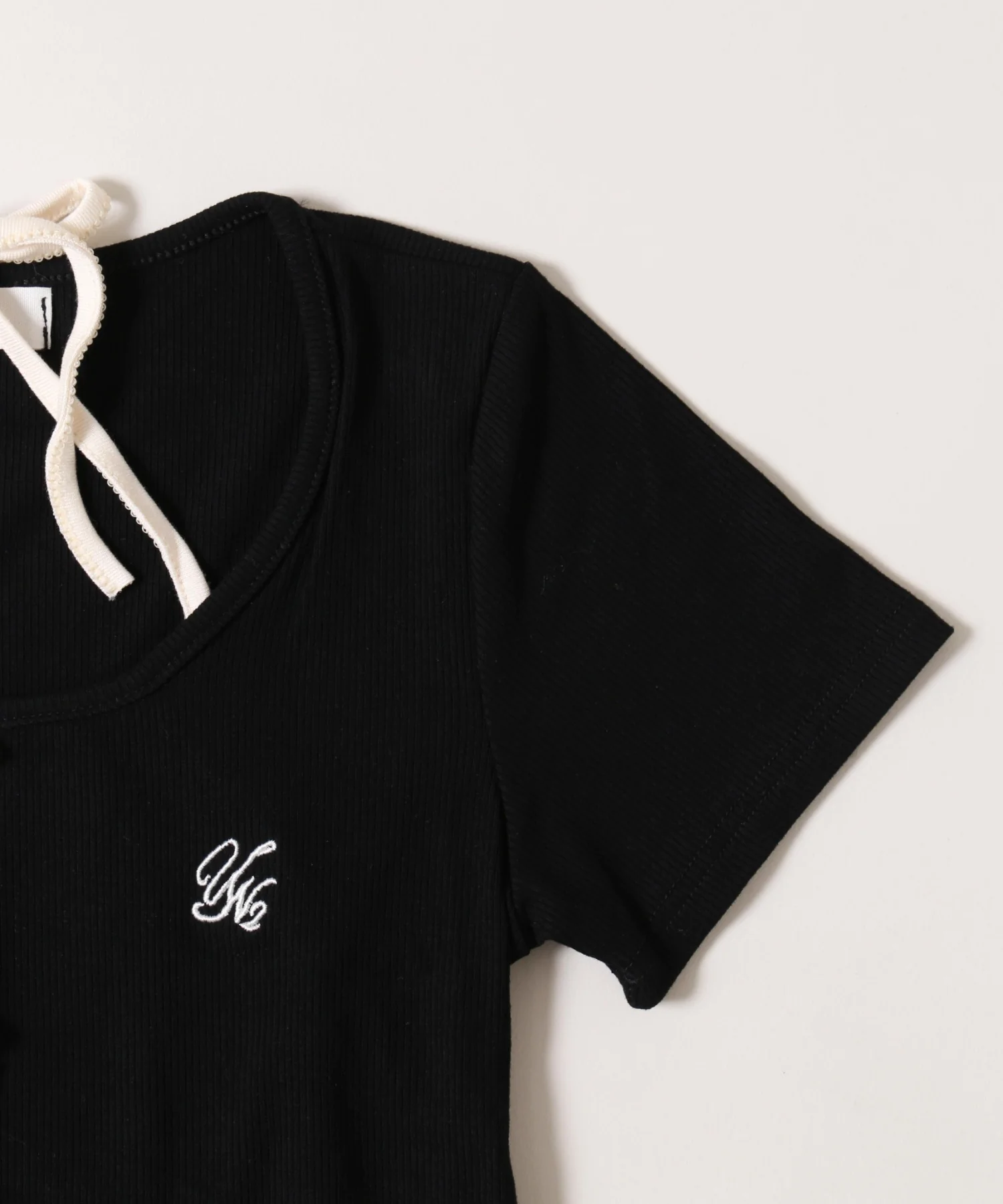 ミニリボンデザインホルターネックTシャツ - Image 17