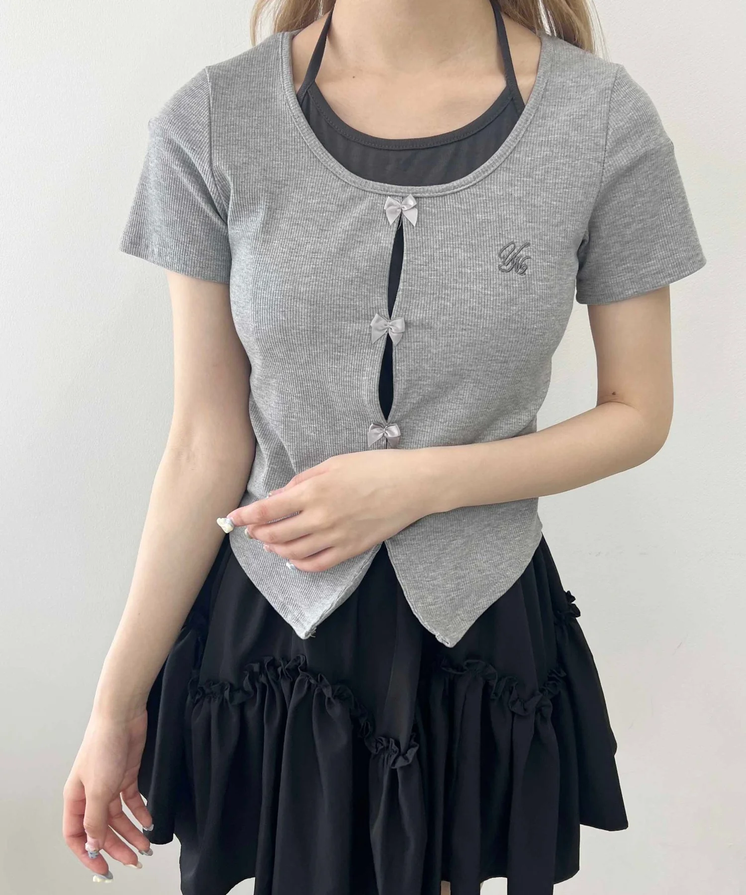 ミニリボンデザインホルターネックTシャツ - Image 2