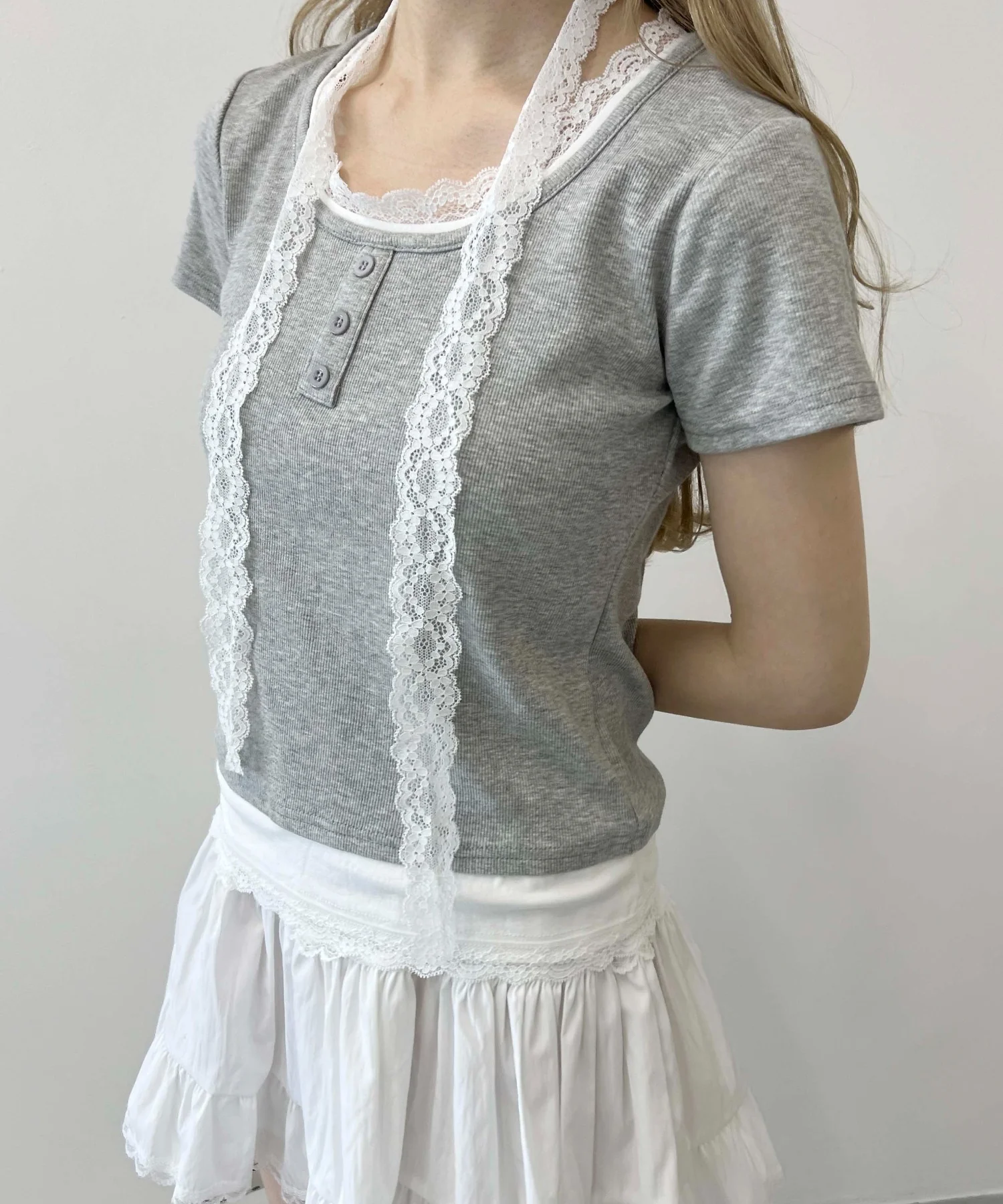 レースポイントフェイクレイヤードTシャツ - Image 10
