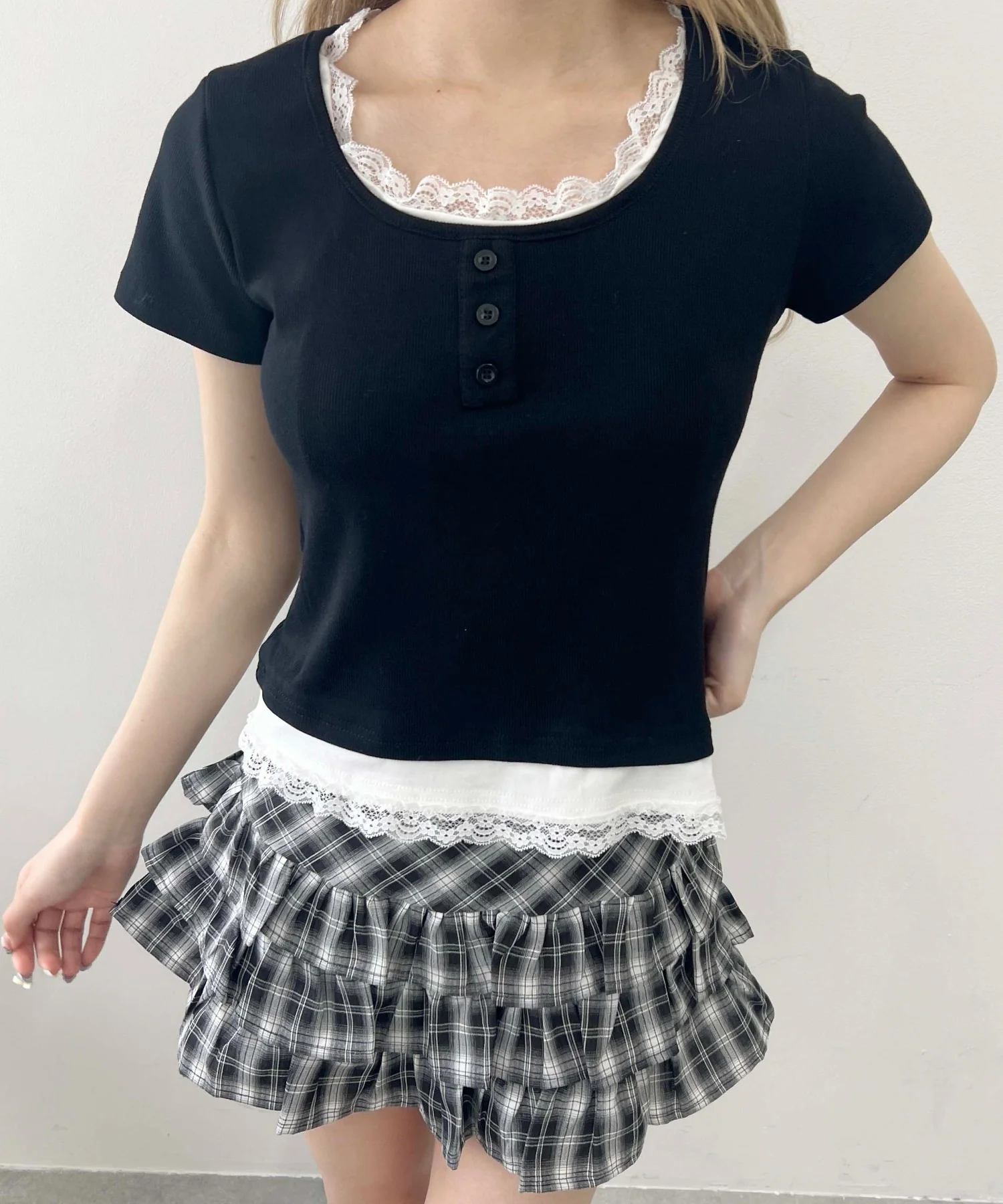 レースポイントフェイクレイヤードTシャツ - Image 2