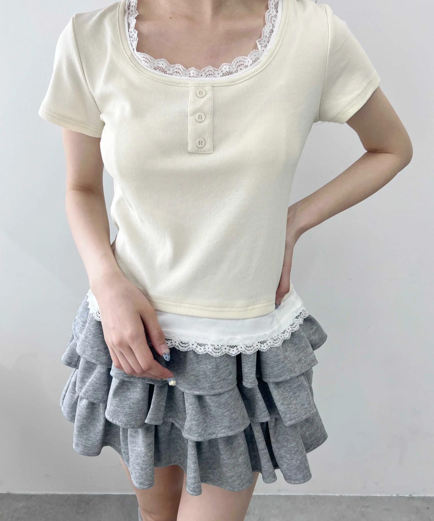 レースポイントフェイクレイヤードTシャツ - Image 6