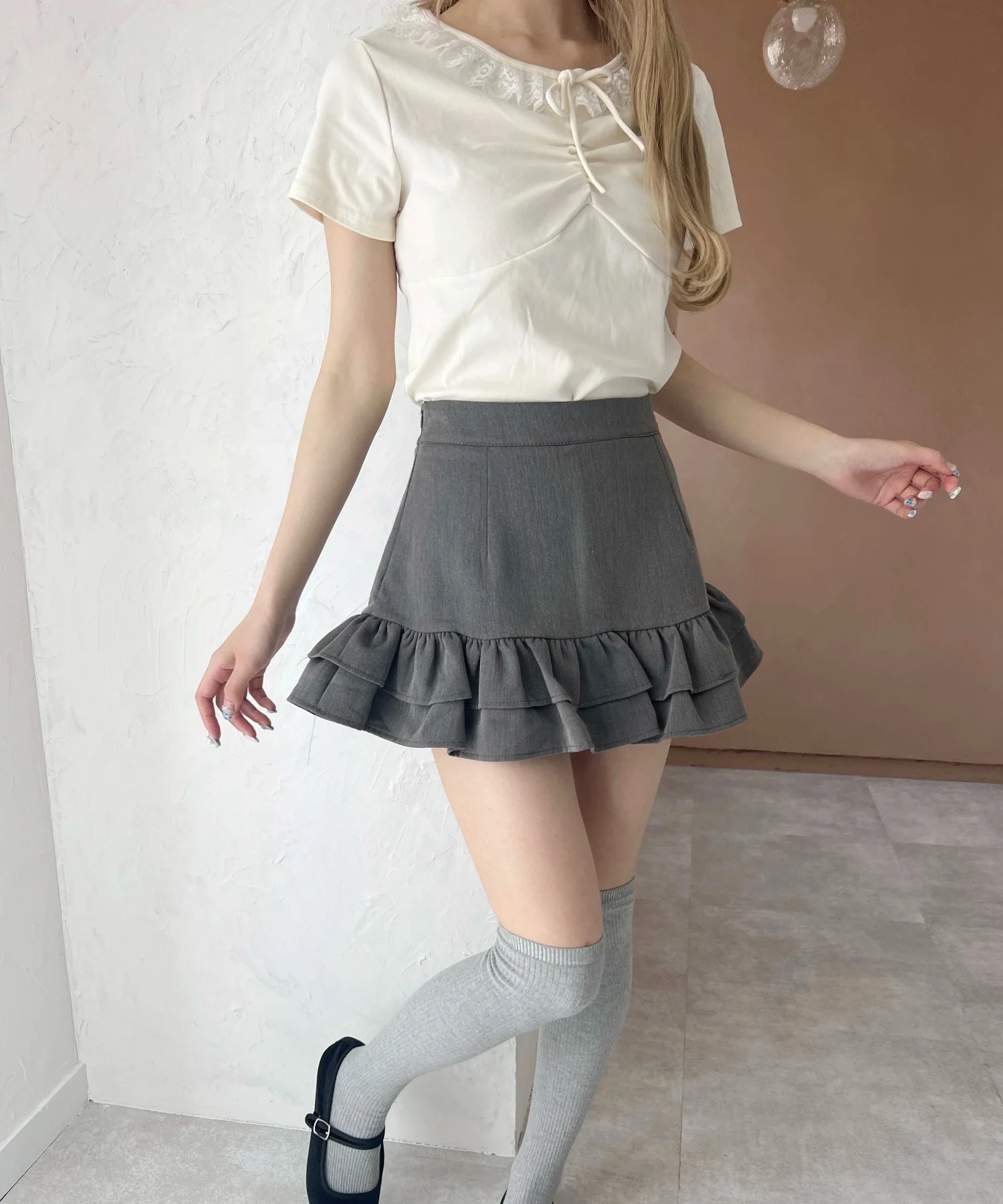 フロントギャザーレースネックTシャツ - Image 11